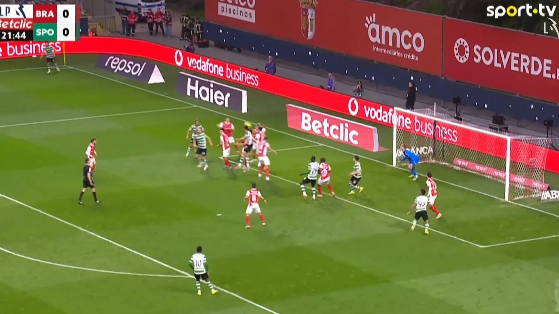 Sporting chegou à vantagem frente ao Braga com este golo de Inácio