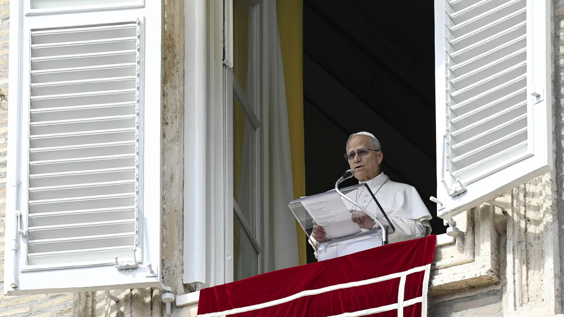 Médio Oriente? "Que se calem as armas e se abra um espaço de diálogo"