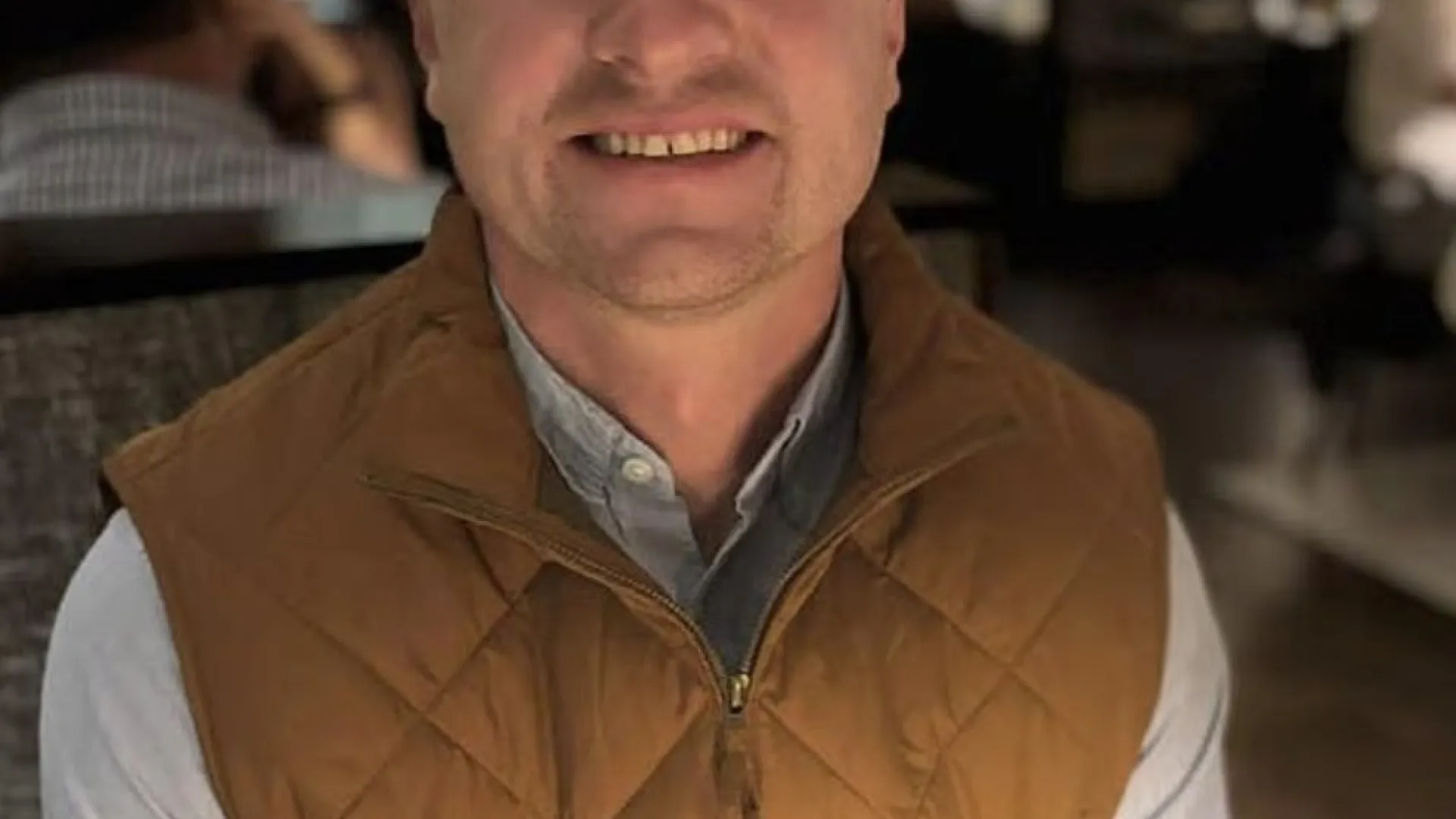 
                    Professor nos EUA morre após partida de alunos. Foi atropelado
                