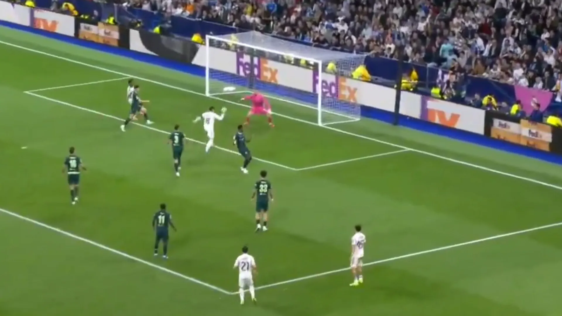 Imparável. Foi assim que Valverde fez o hattrick contra o Manchester City