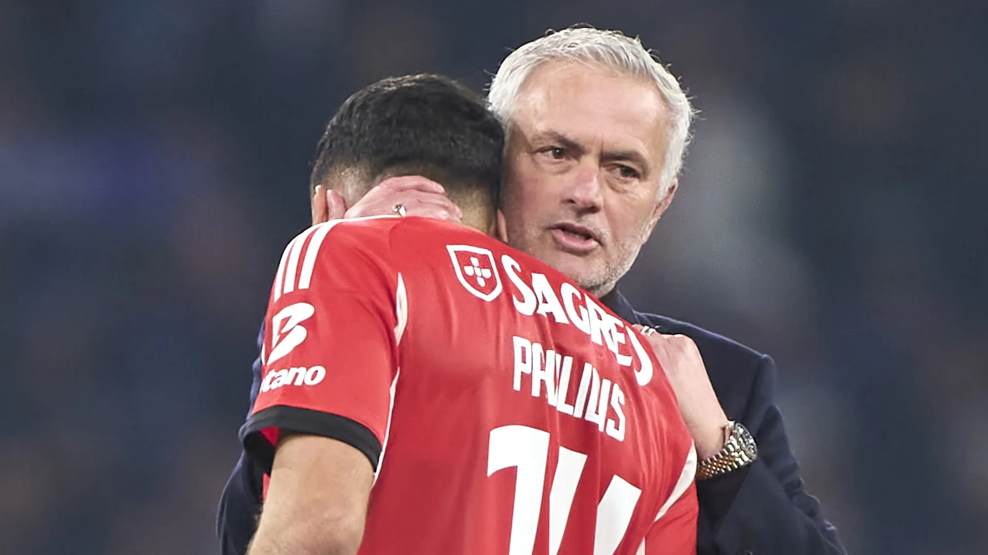 Benfica com ordem para 'soltar a cavalaria' em Arouca