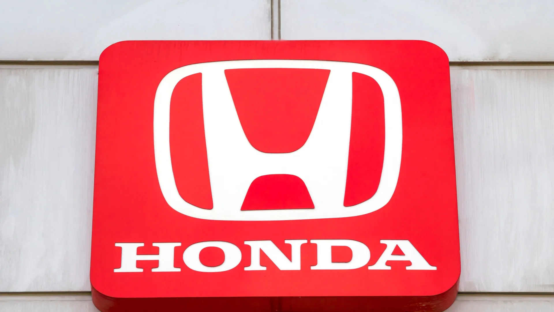 
                    Honda enfrenta primeiro prejuízo anual da história. Os motivos
                