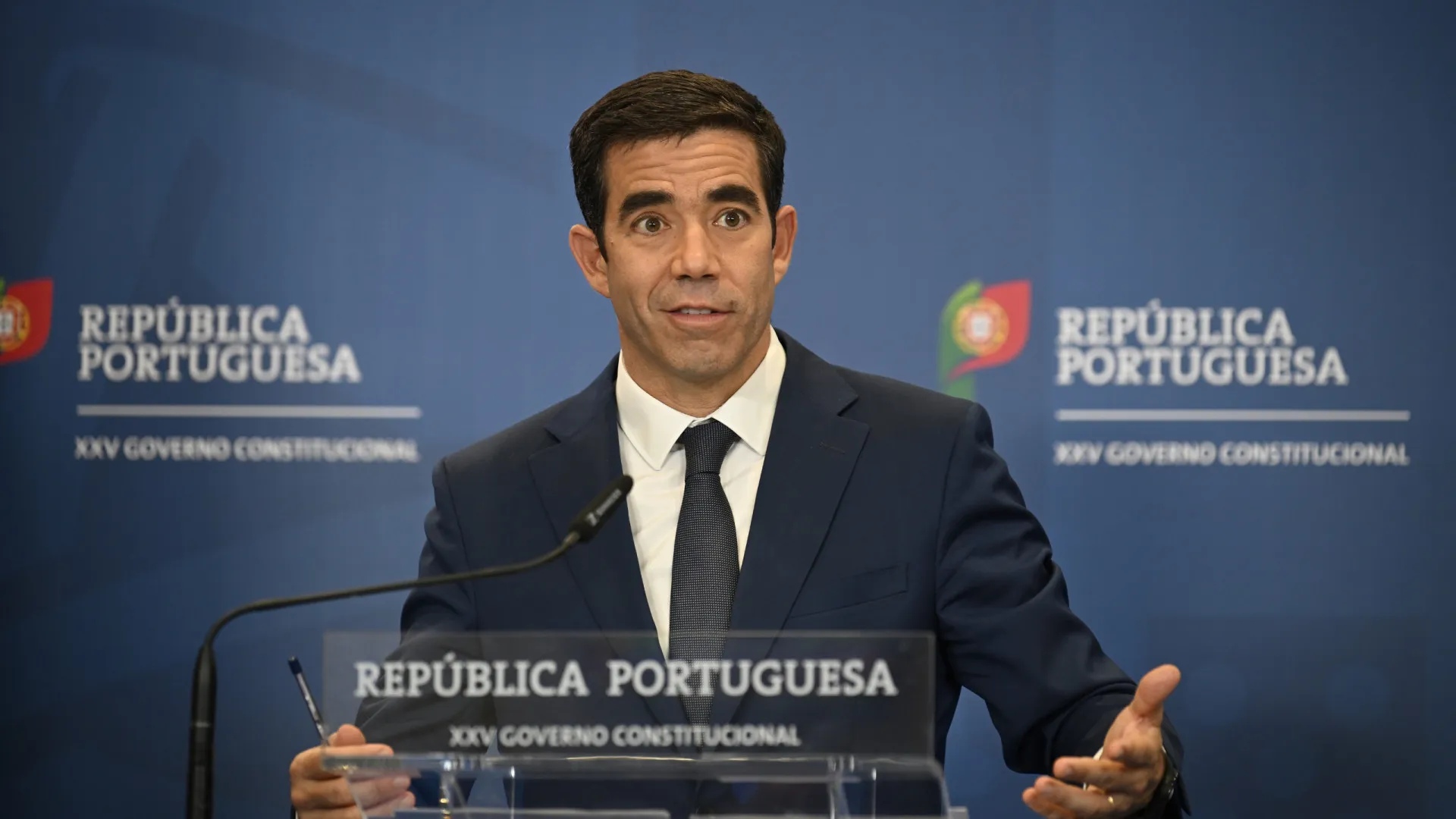 
                    Leitão Amaro: Não será Governo 