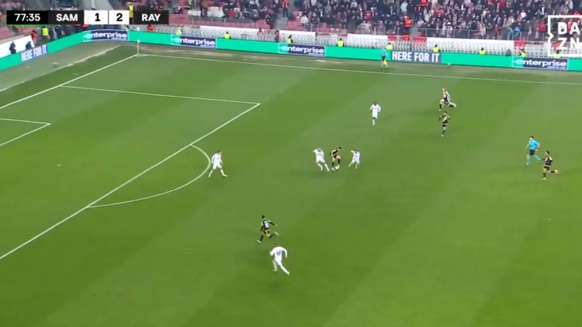 O que fizeste, Alemão? Este golo na Liga Conferência promete correr mundo