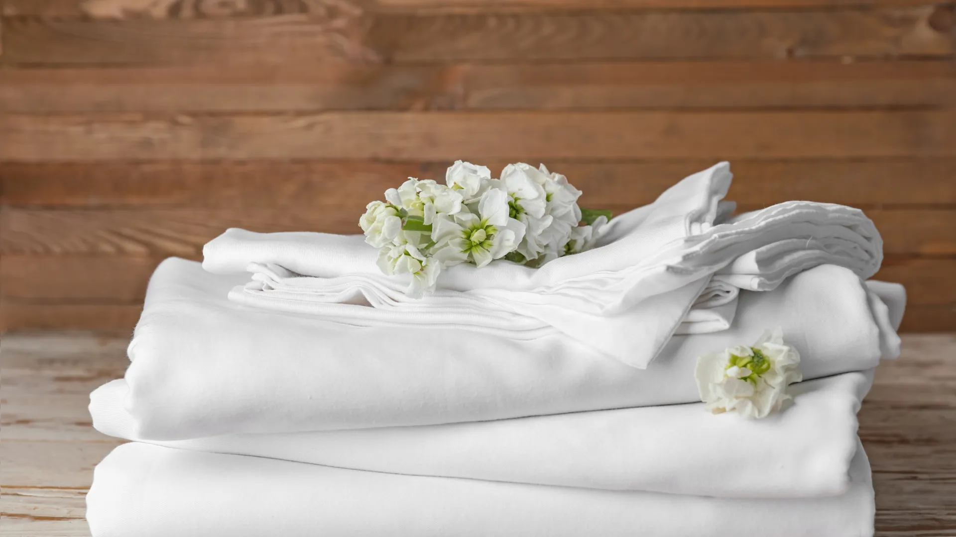 
                    10 formas de reutilizar os seus lençóis velhos e dar-lhes uma nova vida
                