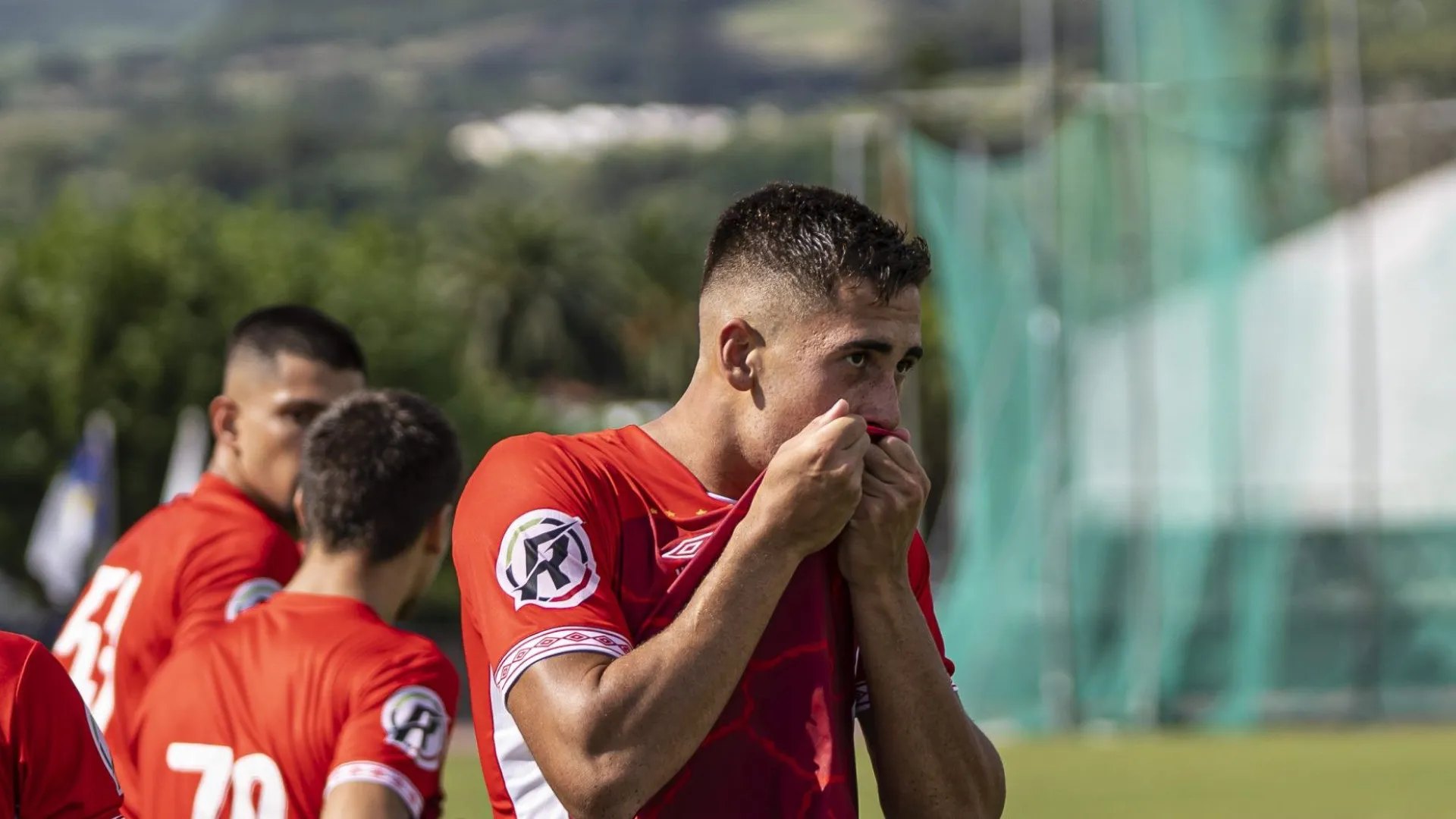 Jogador do Santa Clara termina carreira devido a problema no coração
