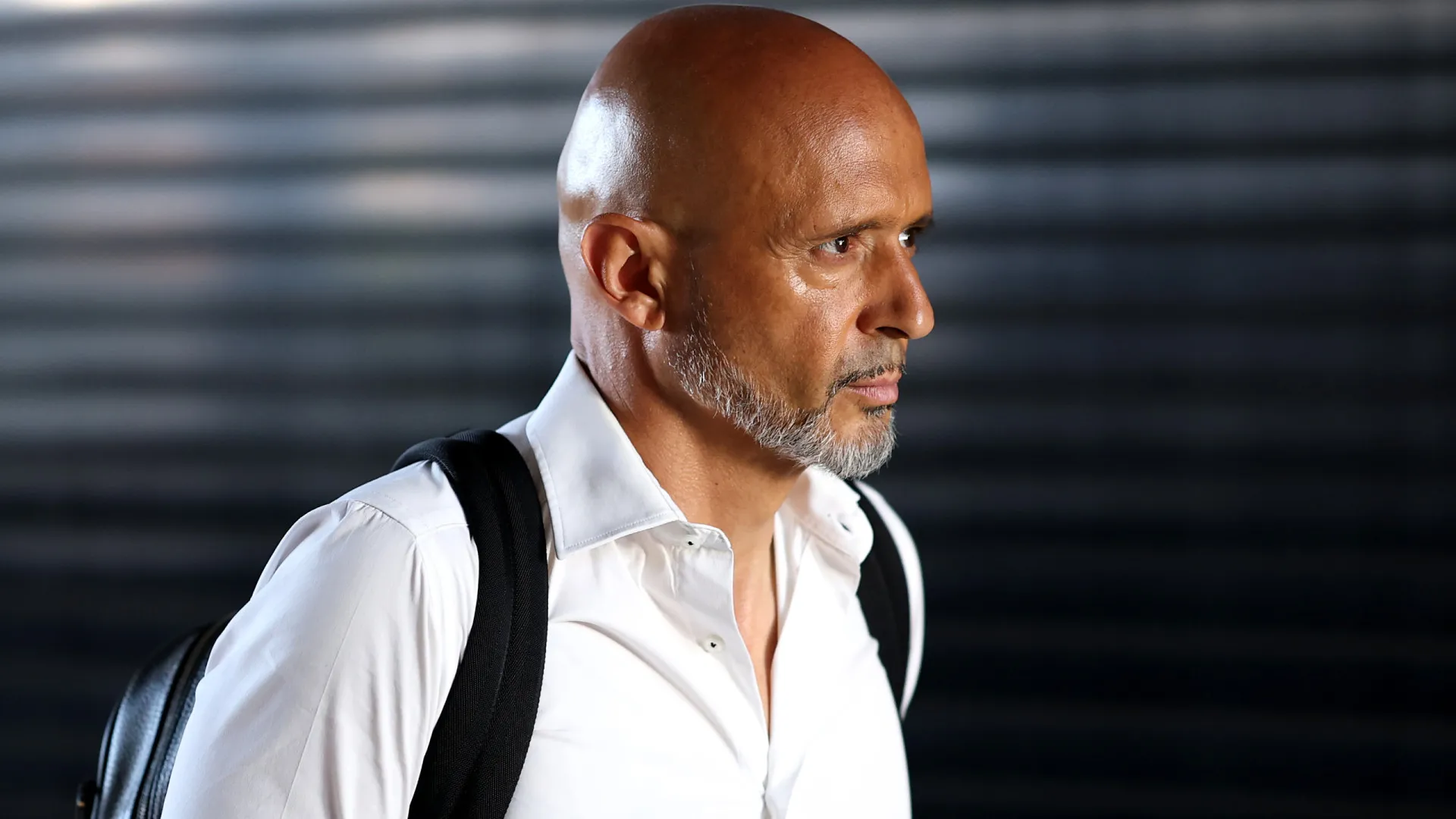 Miguel Cardoso perto das 'meias' da Champions africana