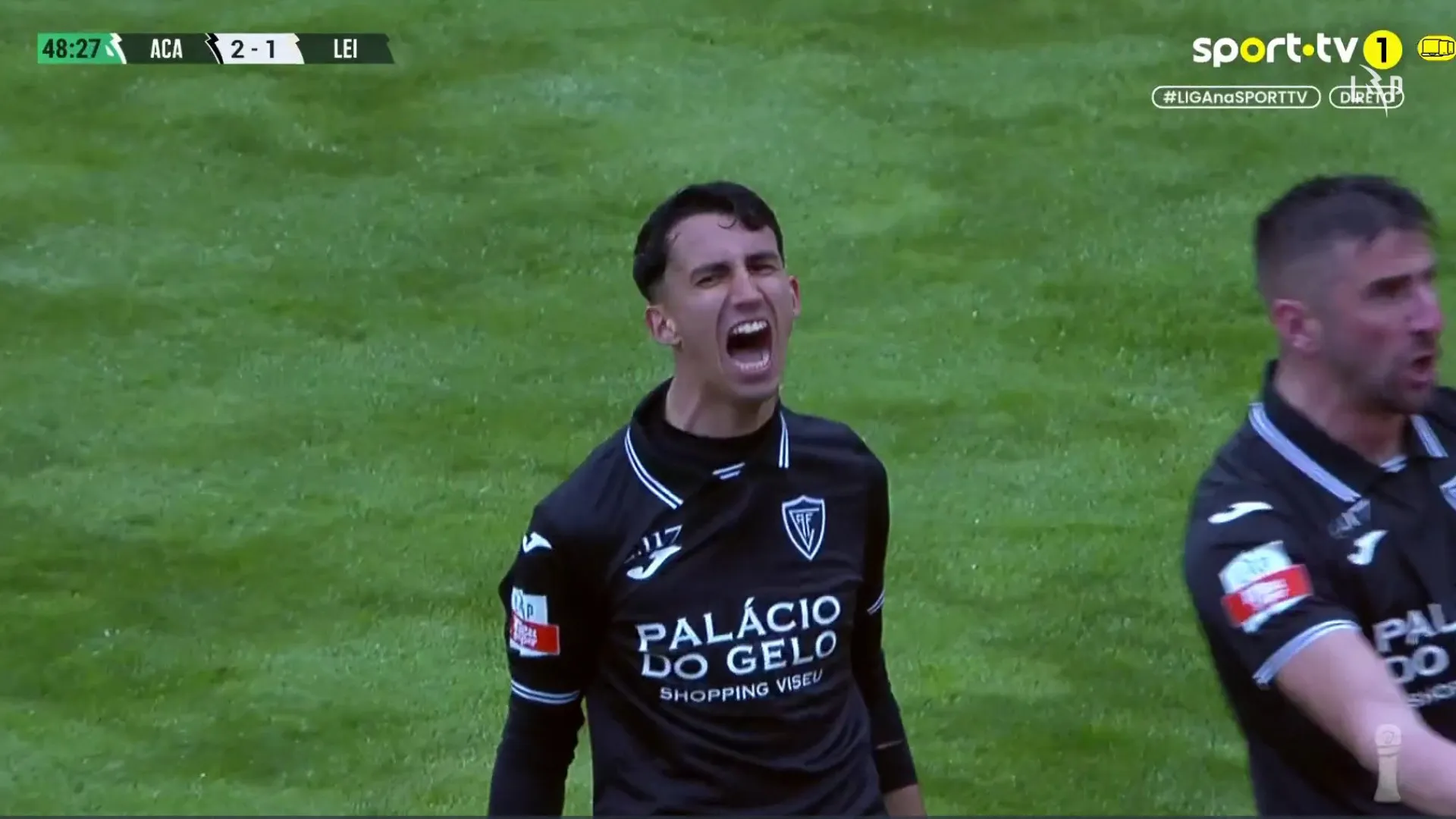 
                    Ensaiado no treino ou obra do acaso? Golo do Académico vai dar que falar
                