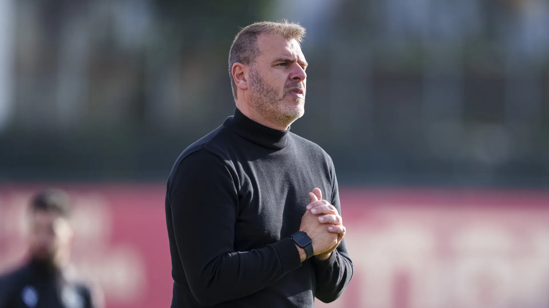 
                    João Henriques pede eficácia ao AVS frente ao Santa Clara
                