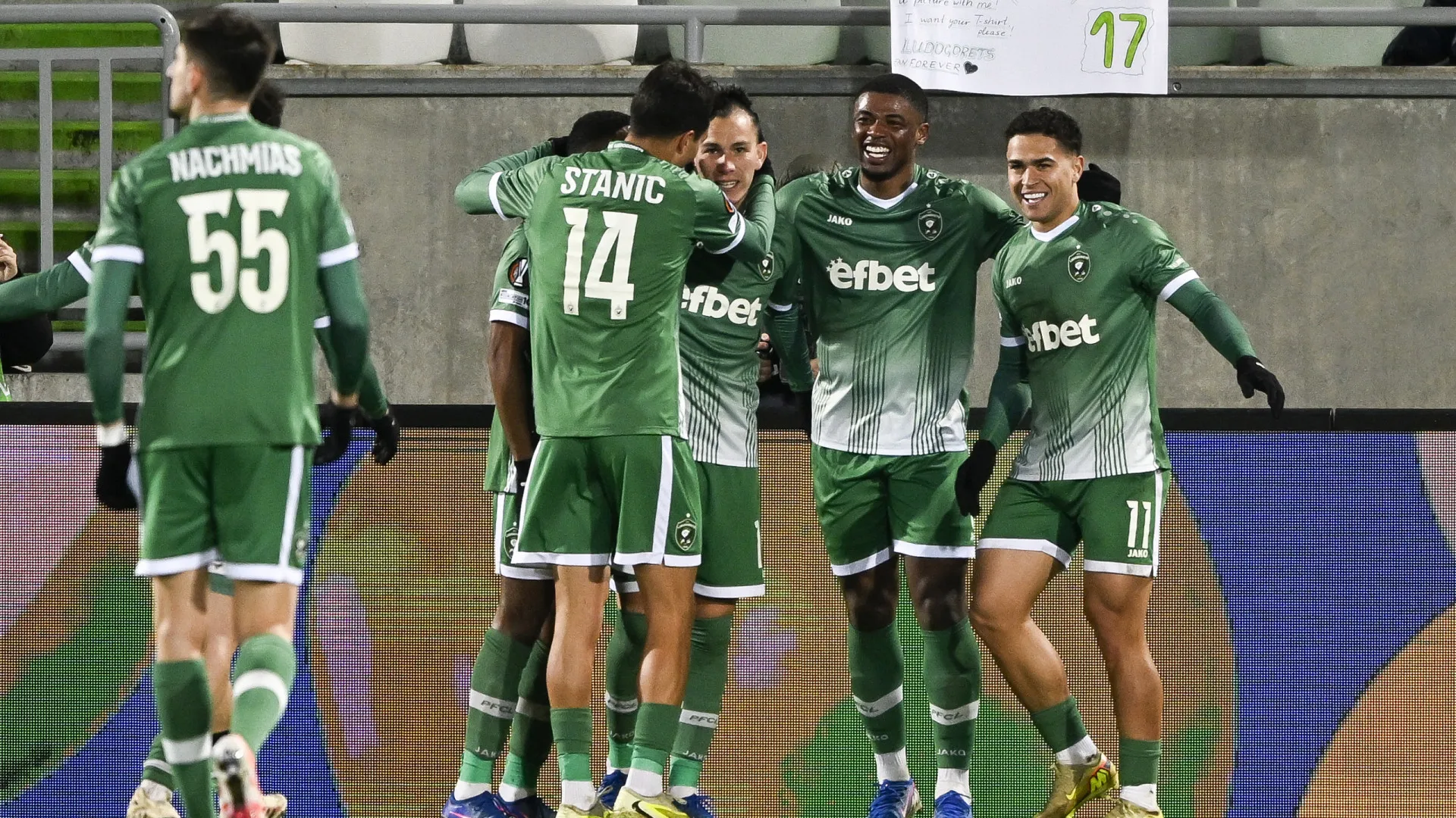 Ludogorets soma e segue com vitória ante CSKA Sofia