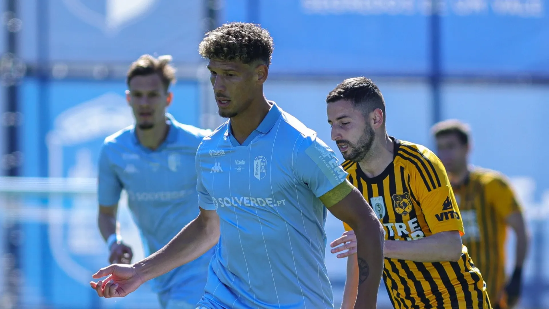 Festival de golos em Vizela gera nova mexida no pódio da II Liga