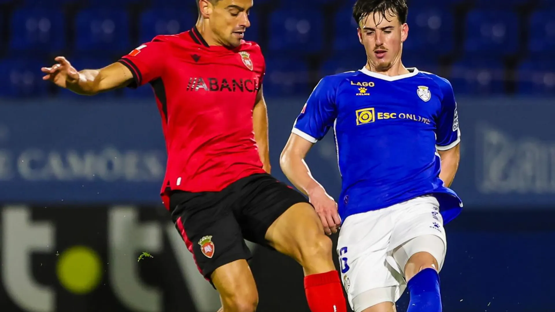 
                    Feirense regressa às vitórias diante do Penafiel
                