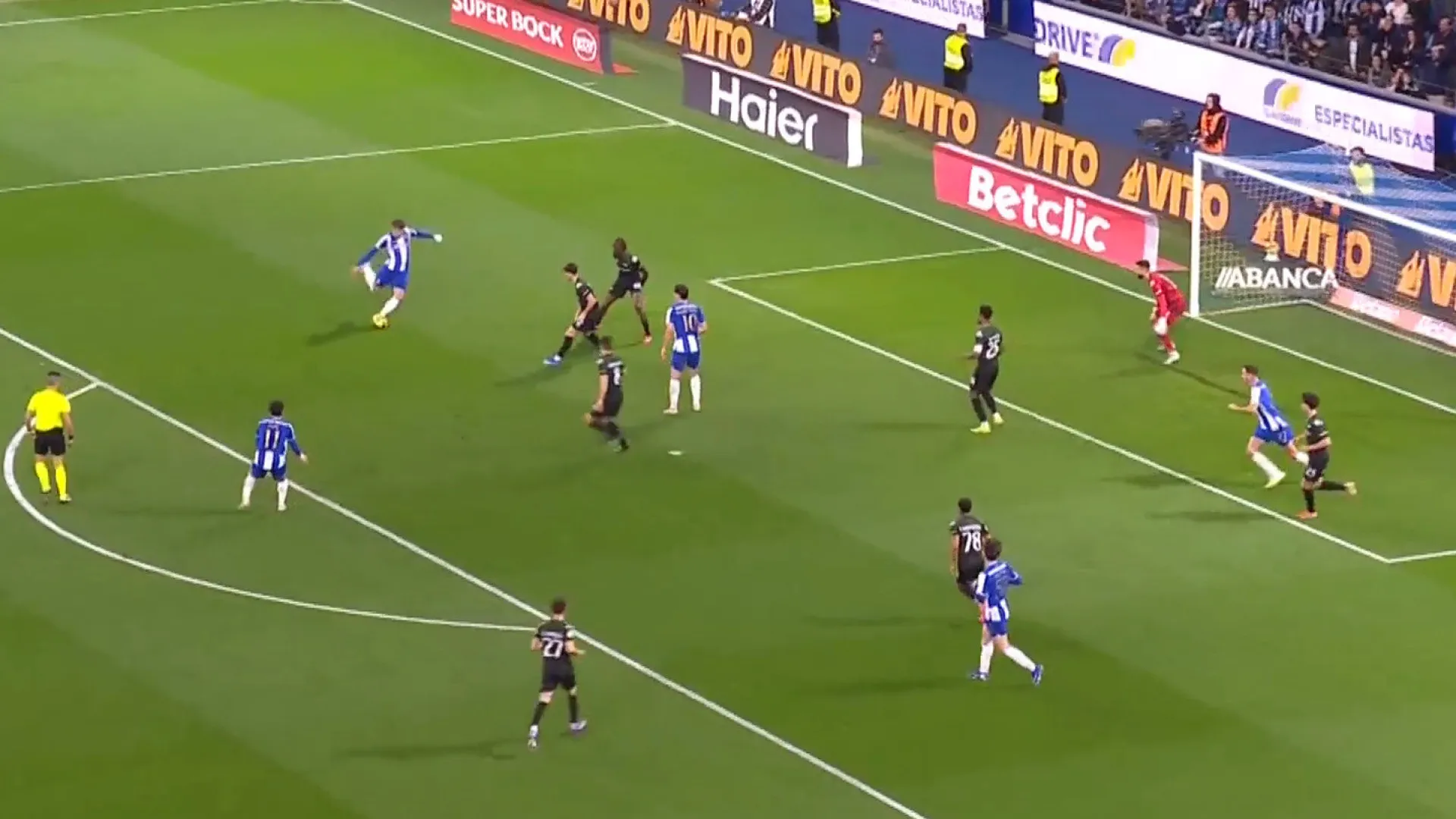 De pé quente. Pietuszewski volta a brilhar com novo golo pelo FC Porto