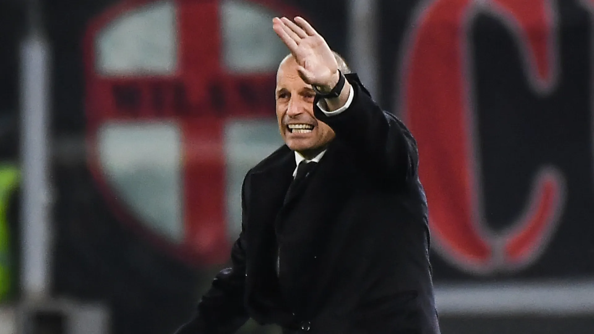 "Estava nervoso". Allegri desvaloriza confronto com Rafael Leão