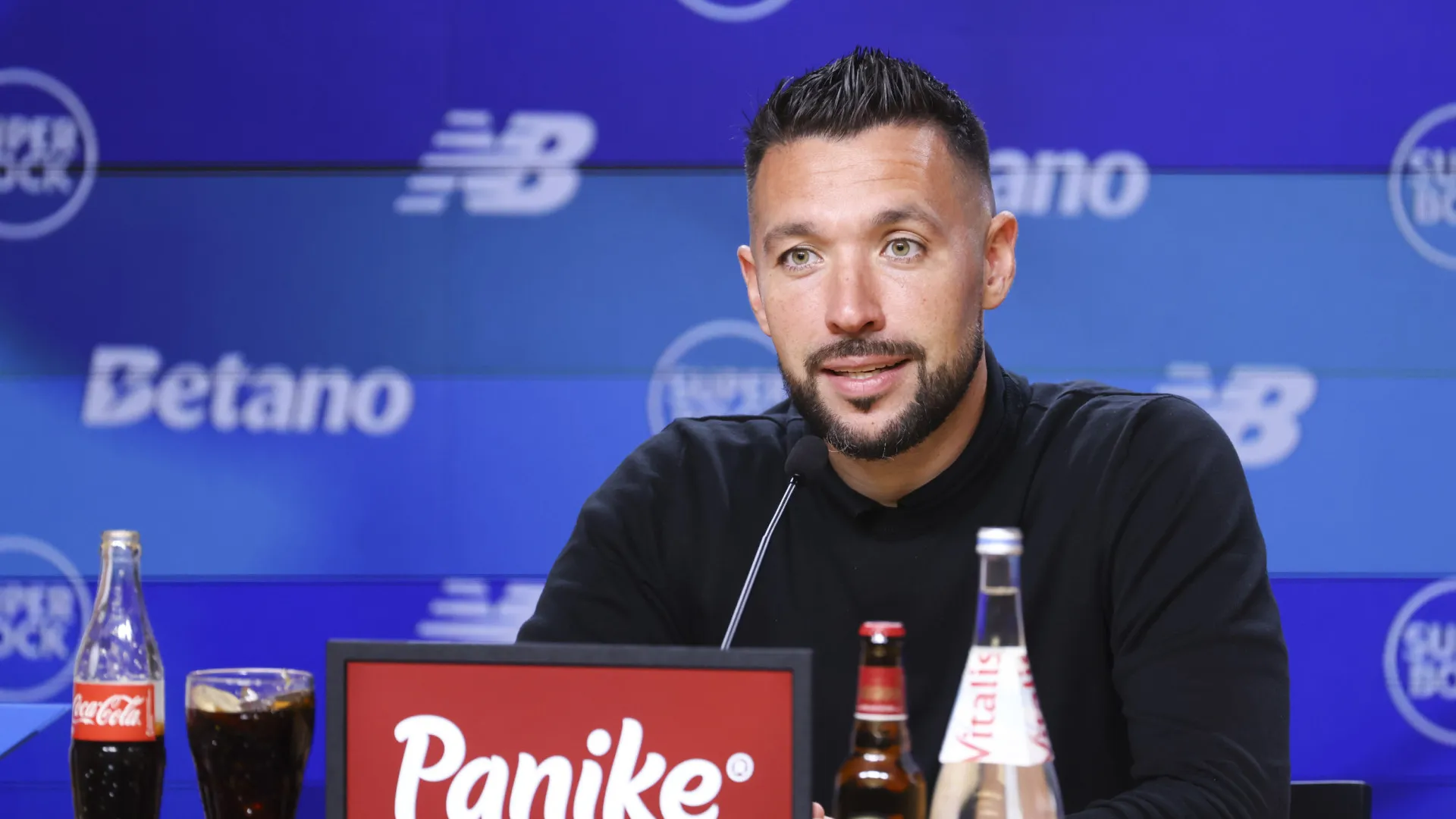 EM DIRETO: Francesco Farioli antevê receção do FC Porto ao Famalicão