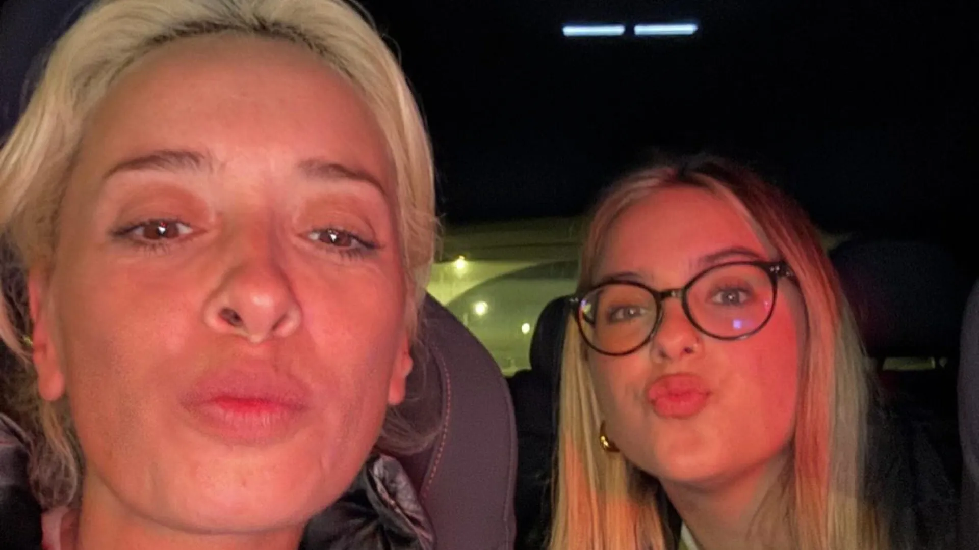 Marisa Liz celebra aniversário da filha com fotos únicas: “O 1.º amor”