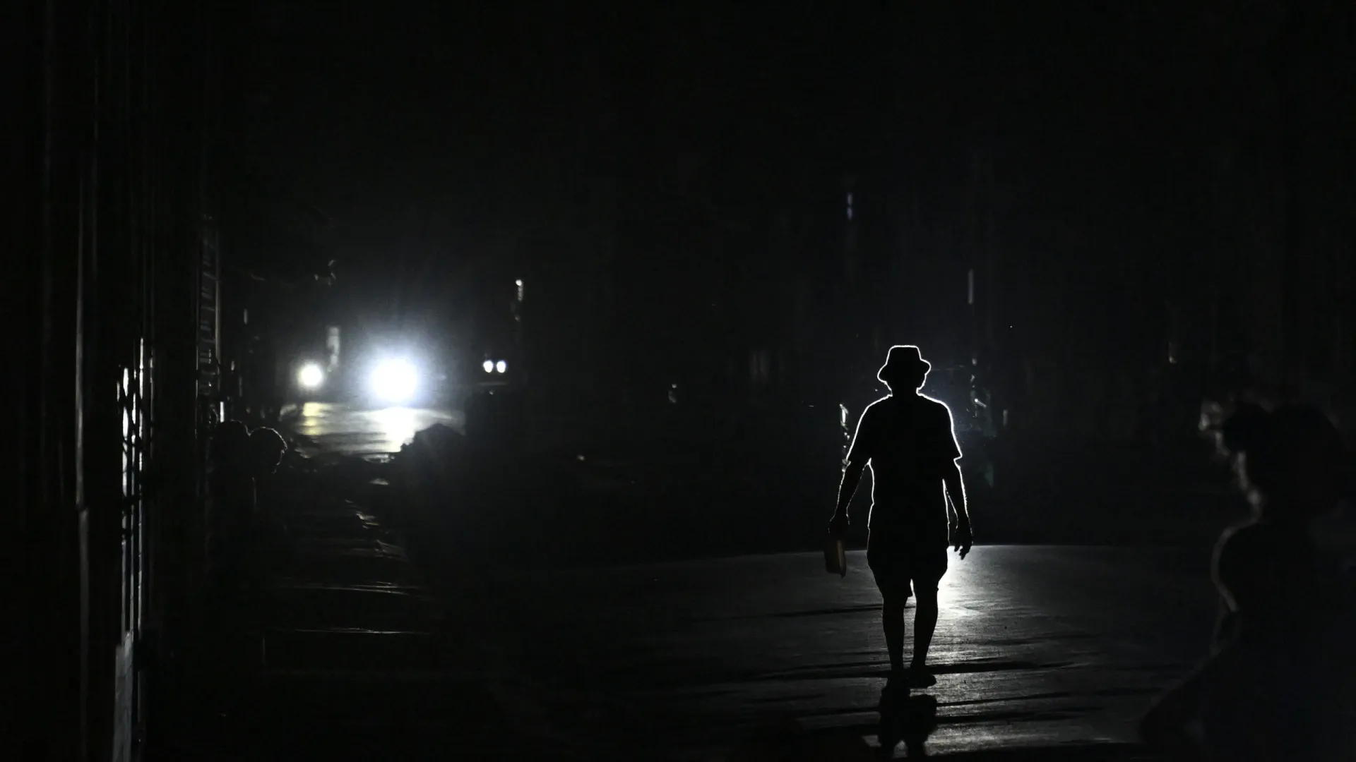 Cuba alvo de apagão... e de Trump (que a quer "tomar"): O que se sabe