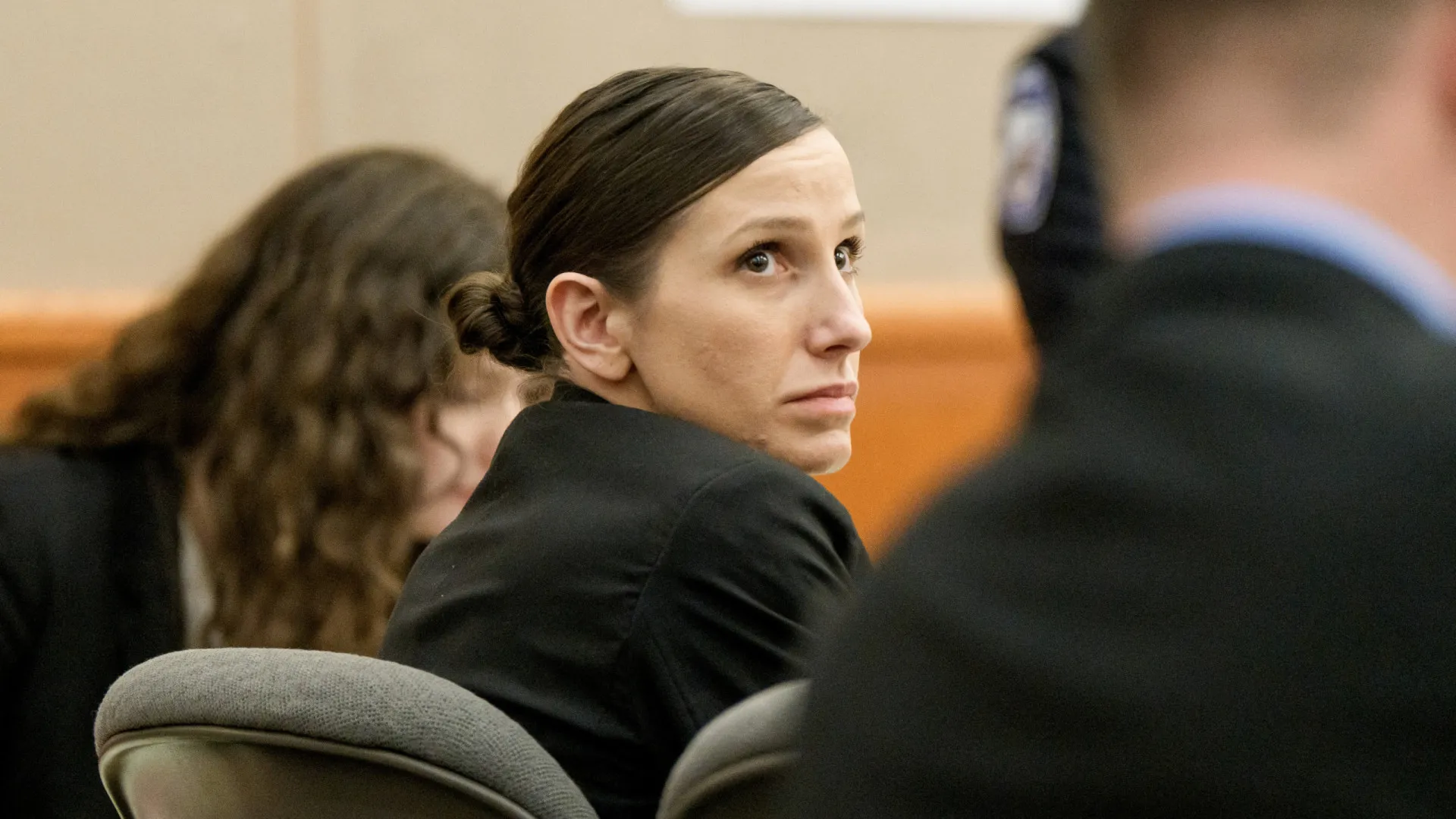 
                    Autora escreveu livro sobre morte do marido. Foi ela que o envenenou
                