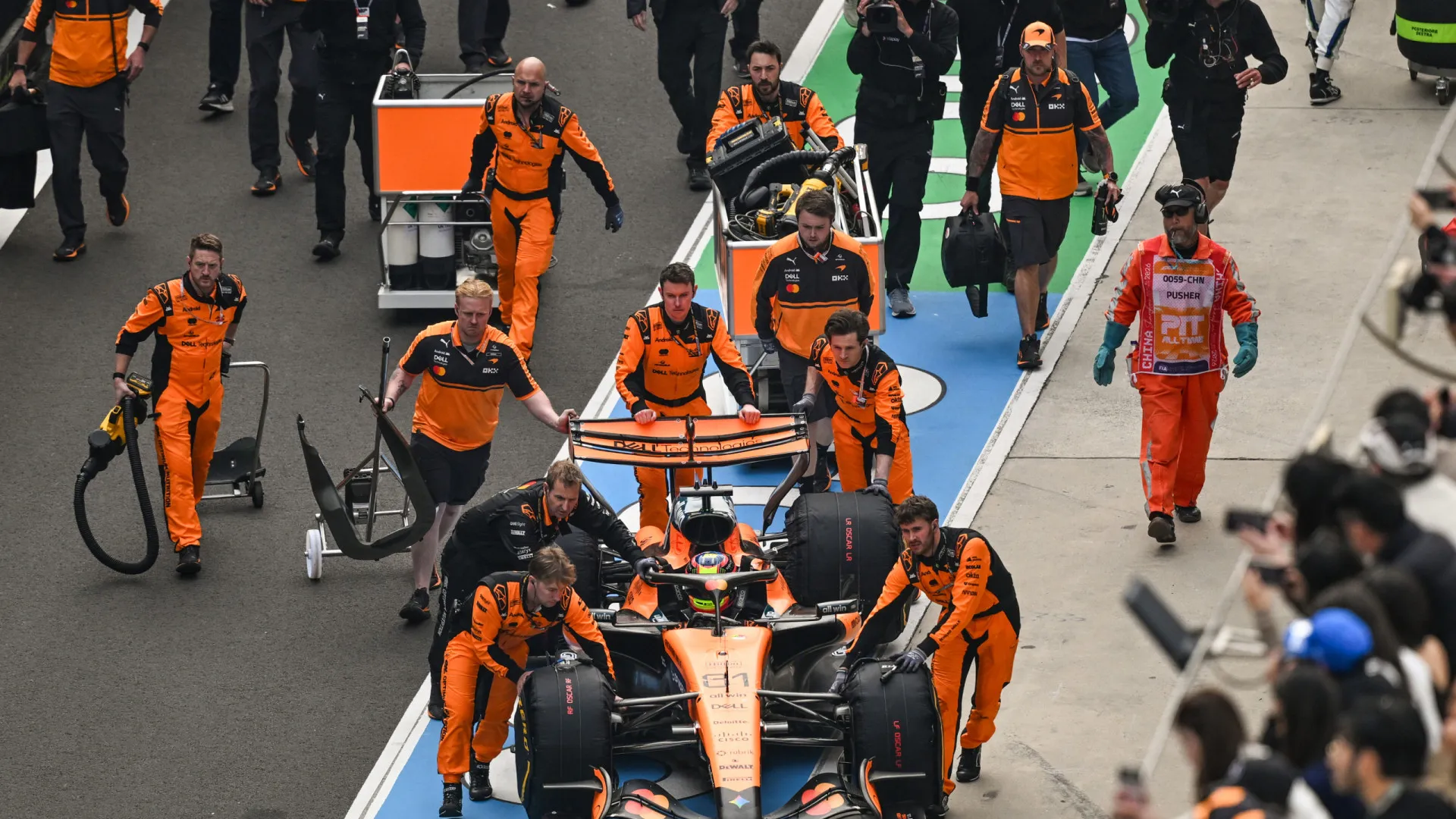 
                    F1: Piastri igualou recorde (indesejado) com 56 anos... de Bruce McLaren
                