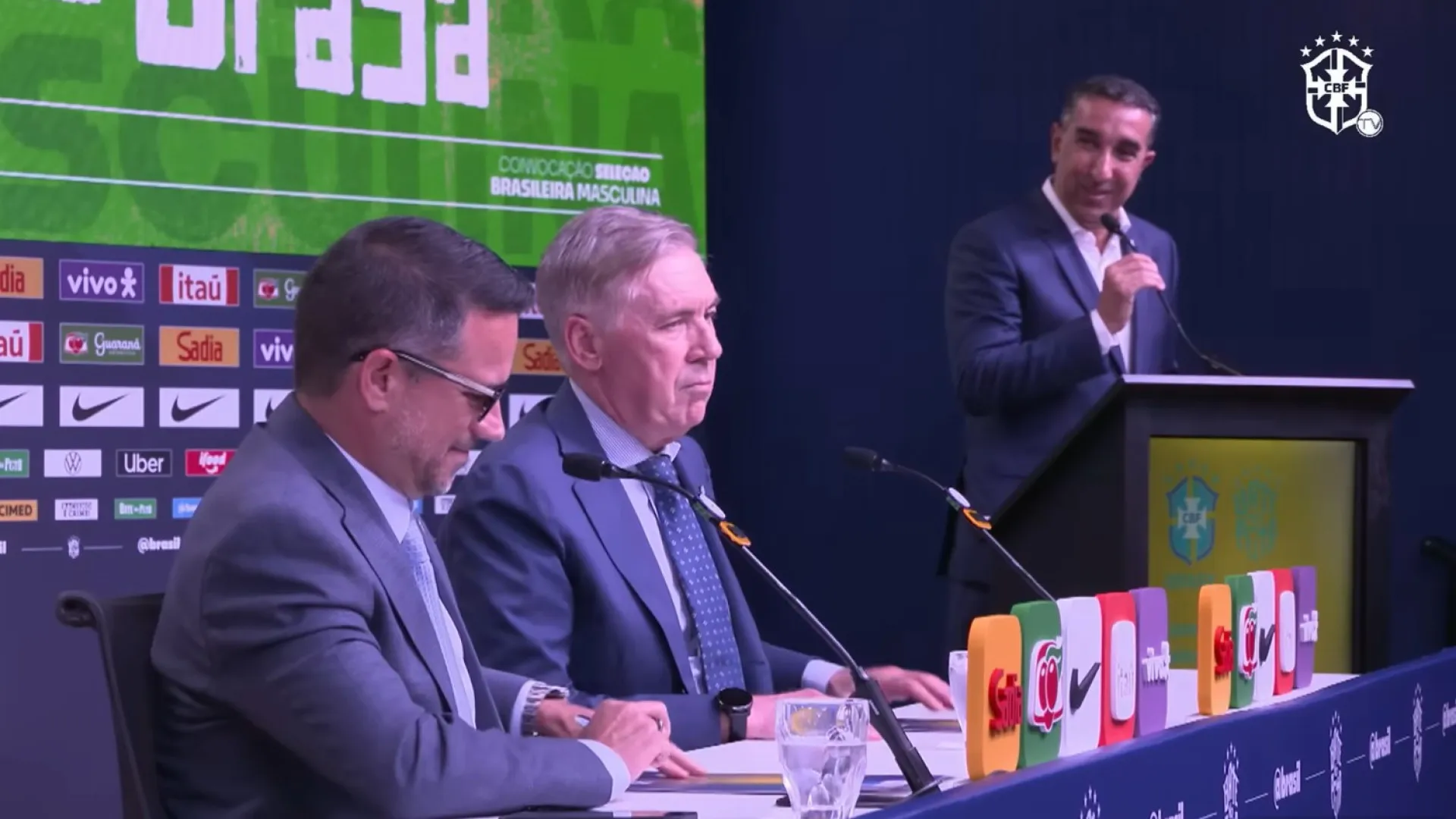 Ancelotti esqueceu-se de João Pedro e avançado do Chelsea temeu o pior