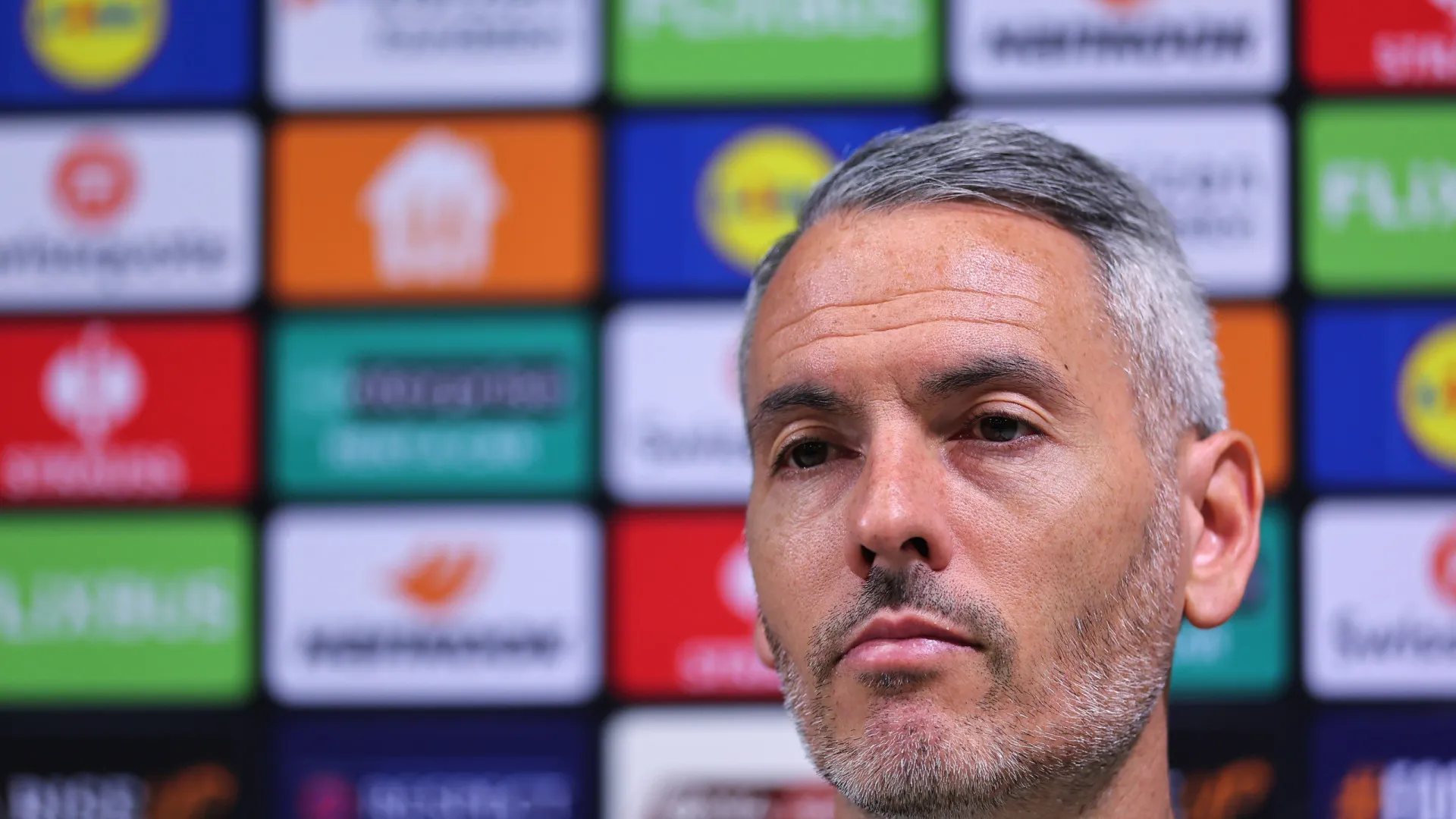 Vicens revela conversa com jogadores do Sp. Braga após derrota na Hungria