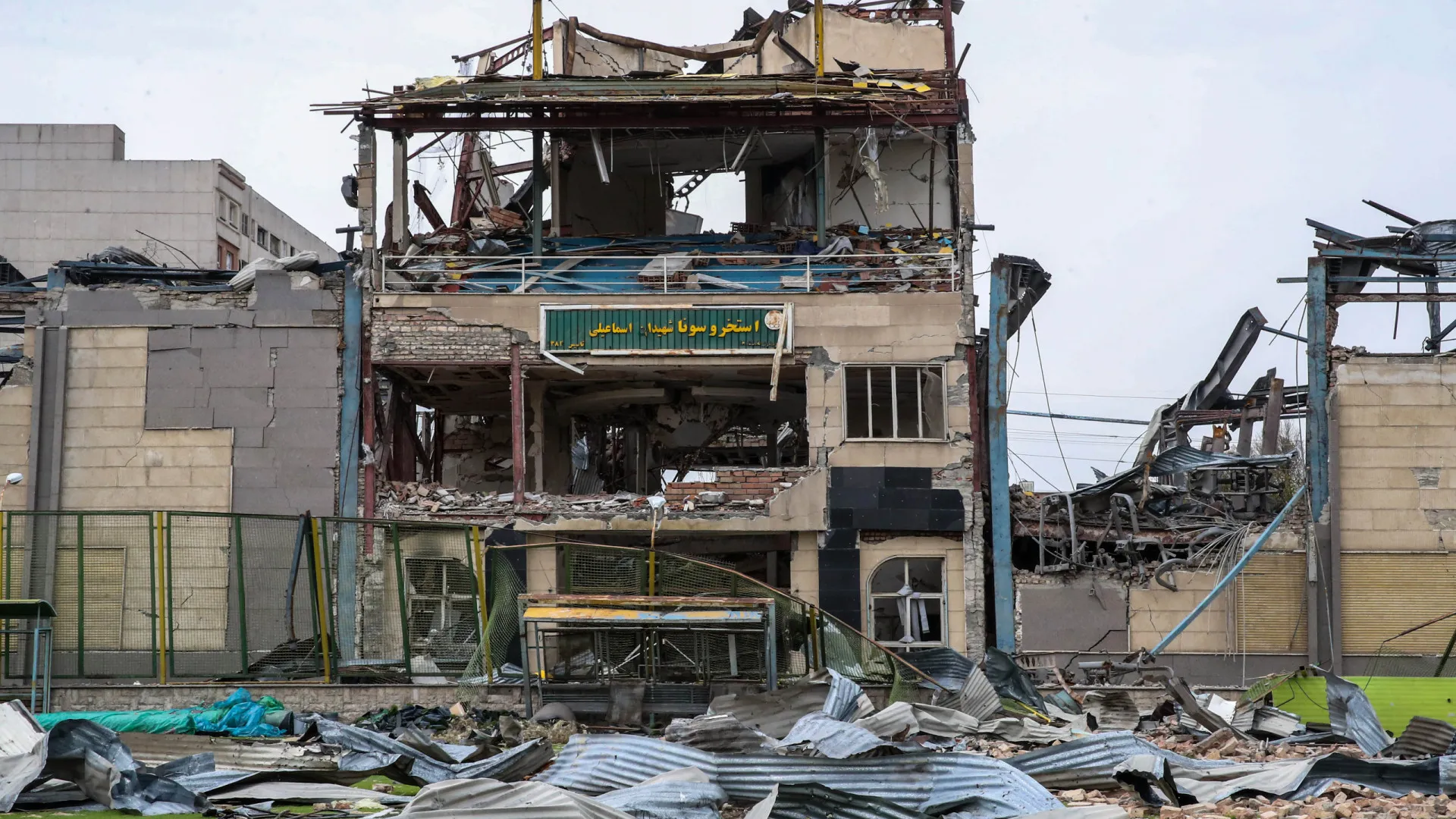 Irão: Organização denuncia danos em mais de 70.000 infraestruturas civis