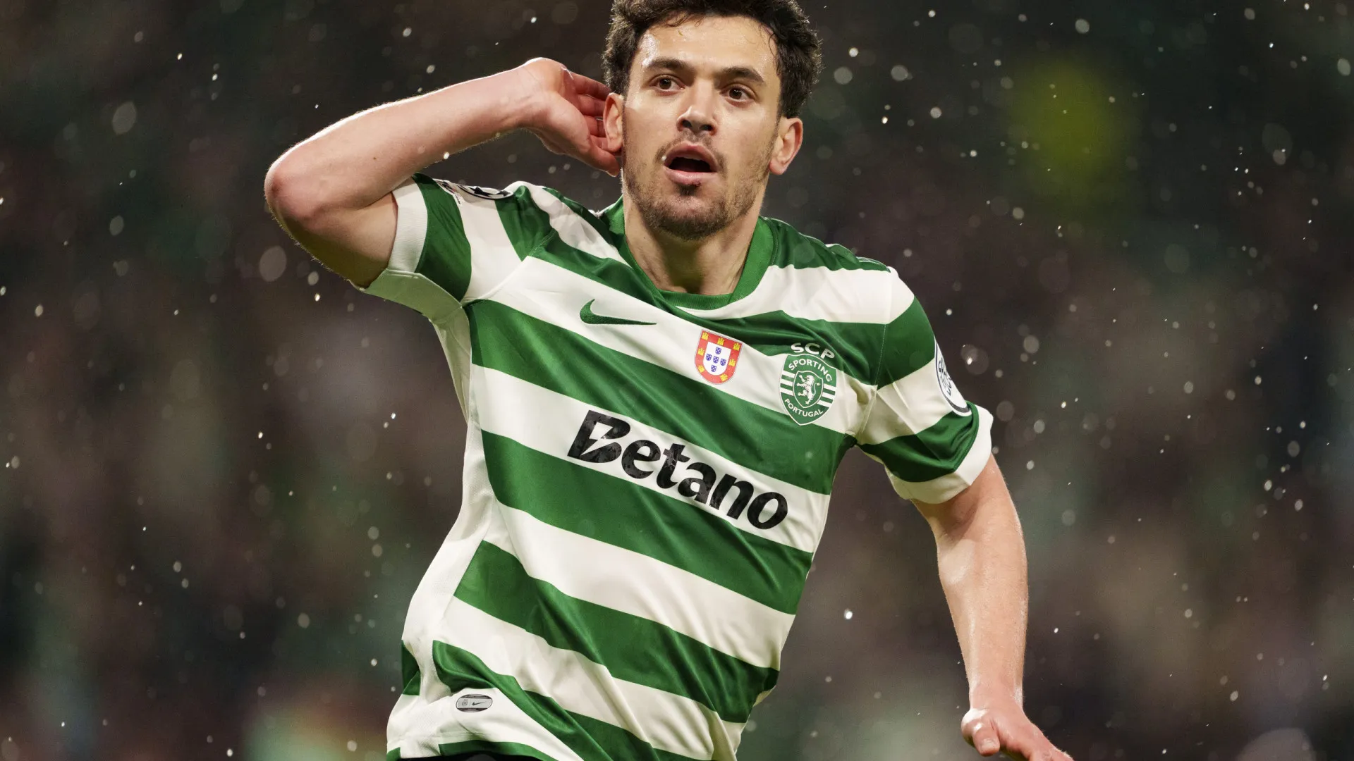 
                    Sporting replica reviravolta europeia de há 60 anos com nova 'manita'
                