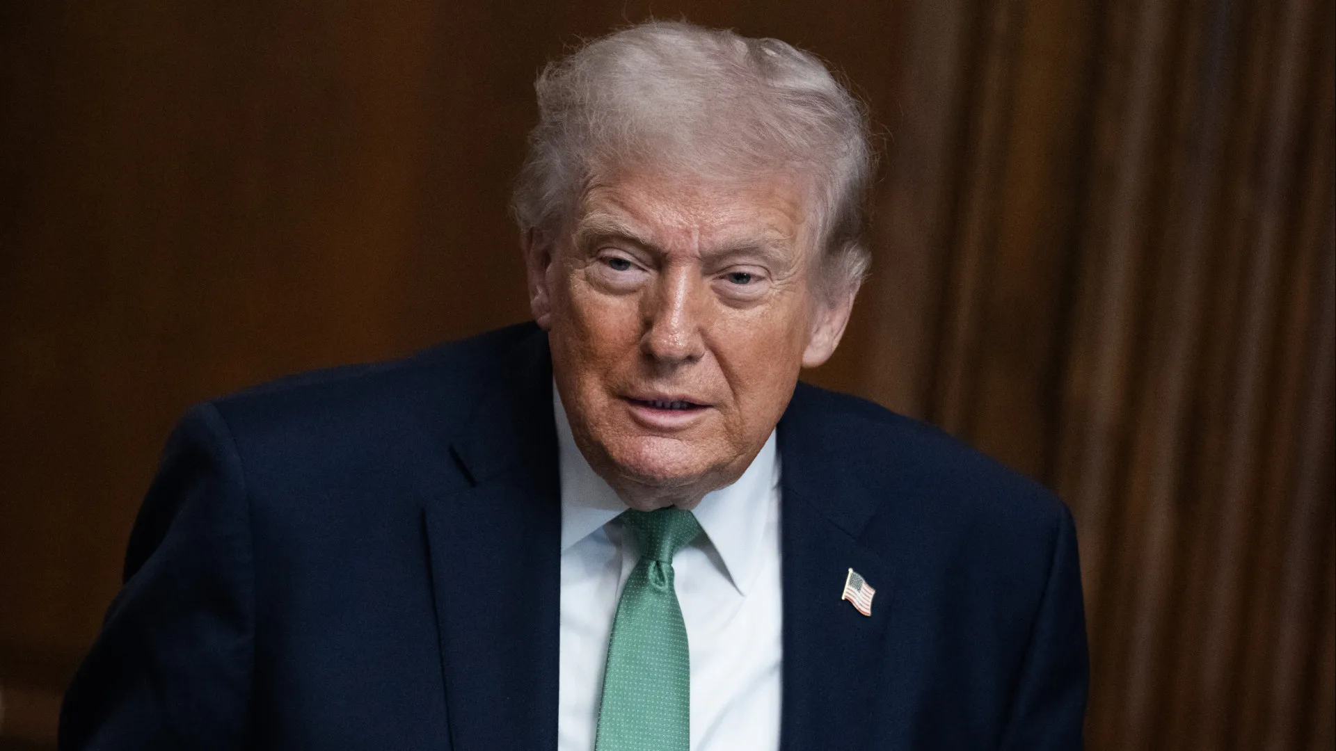 
                    Trump diz não se importar com acordo por considerar que EUA já 