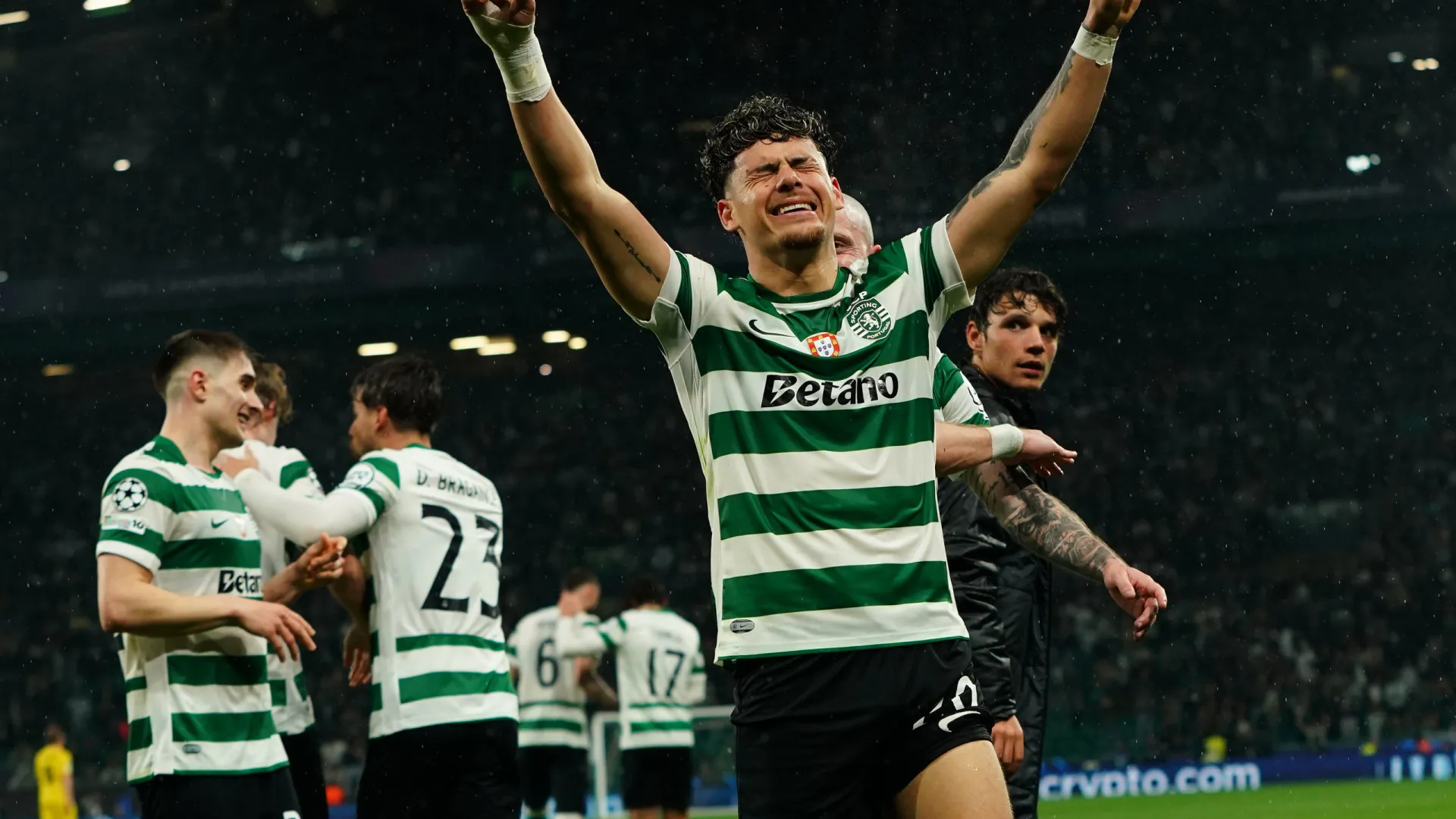 Chelsea e Tottenham querem levar Maxi Araújo do Sporting, dizem ingleses