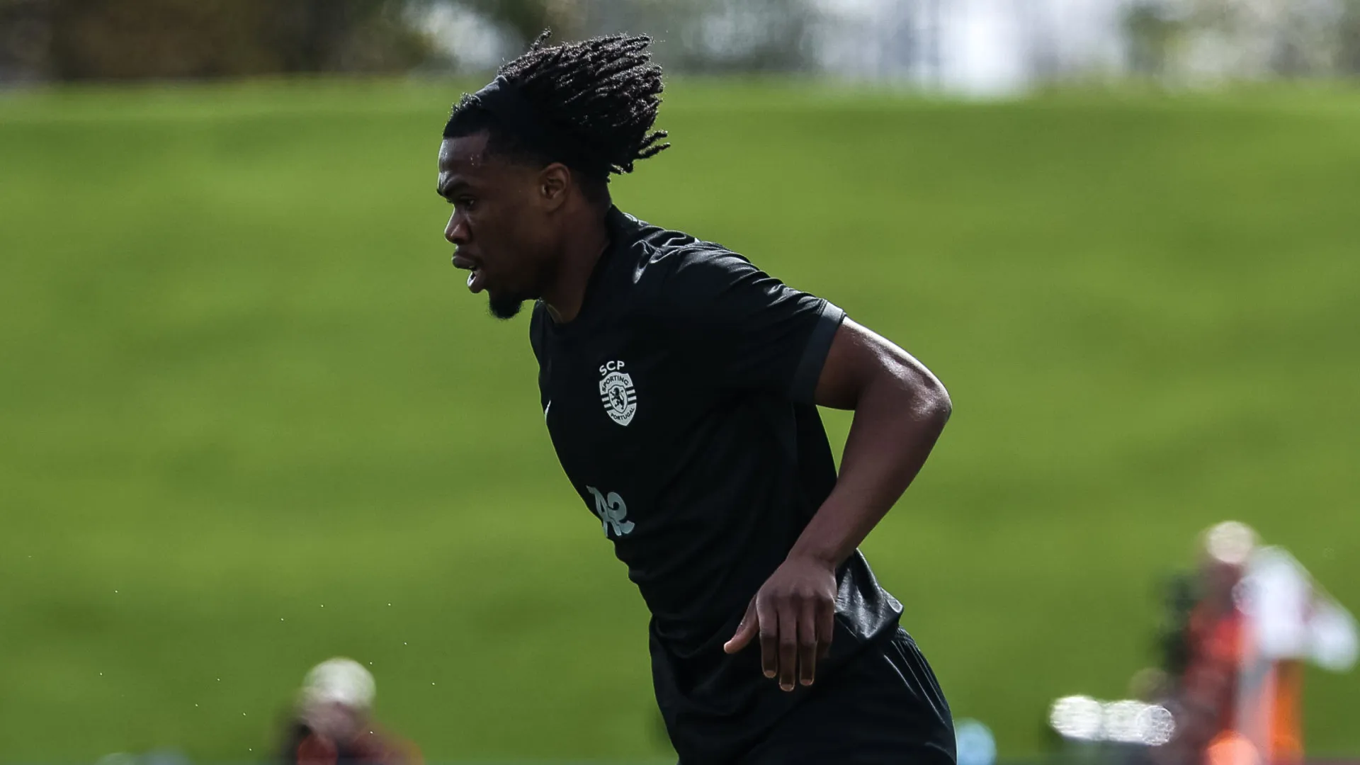 
                    Sporting sofre 'cambalhota' em Madrid e está fora da UEFA Youth League
                