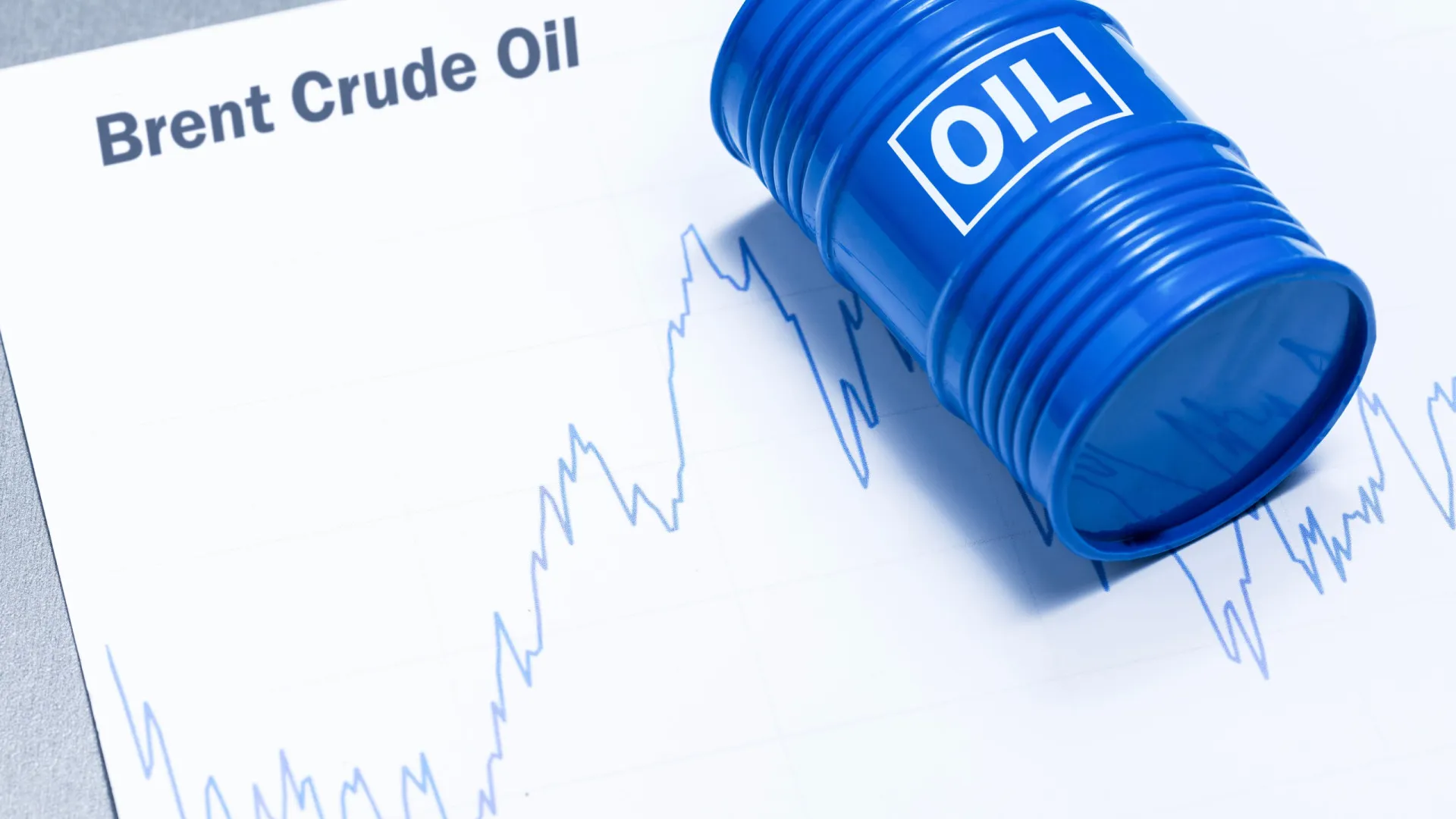 
                    Petróleo Brent sobe 6% para cerca de 110 dólares e WTI 3% para 98 dólares
                