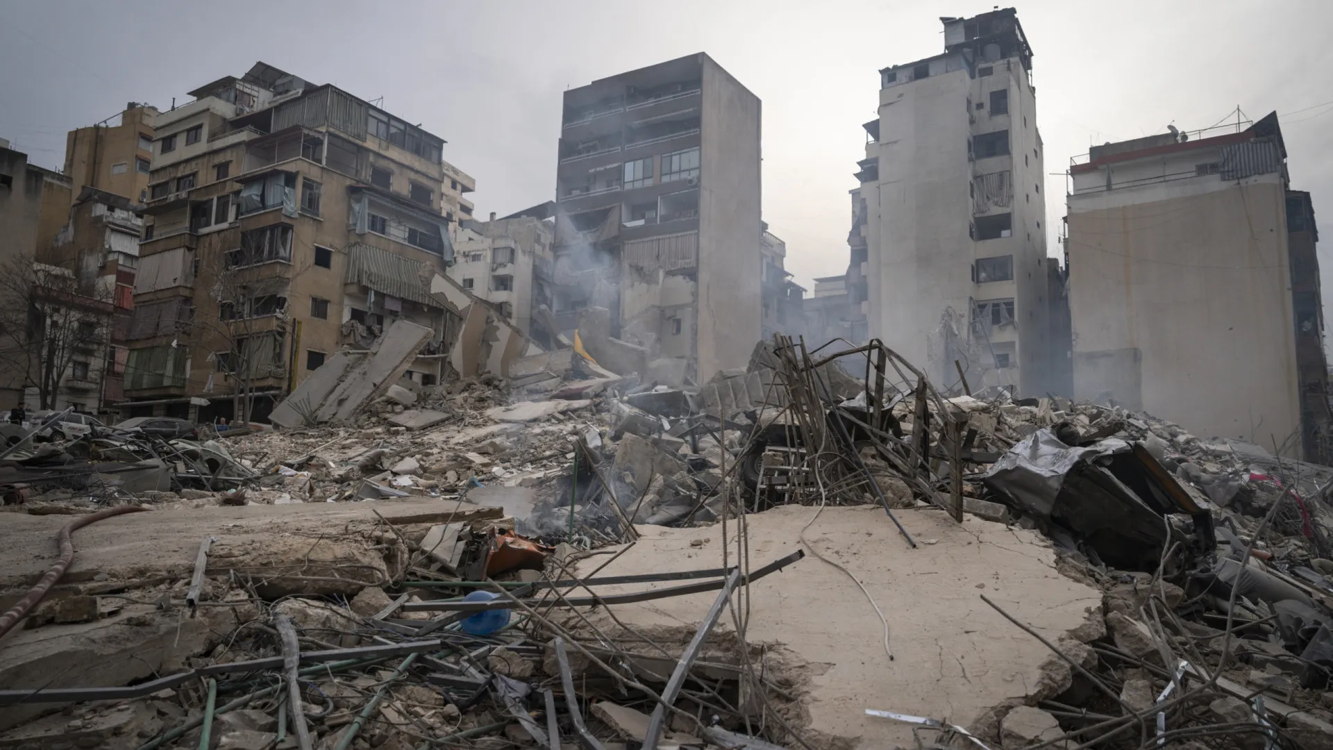 
                    Sobe para 968 o número de mortos no Líbano devido a ataques israelitas
                