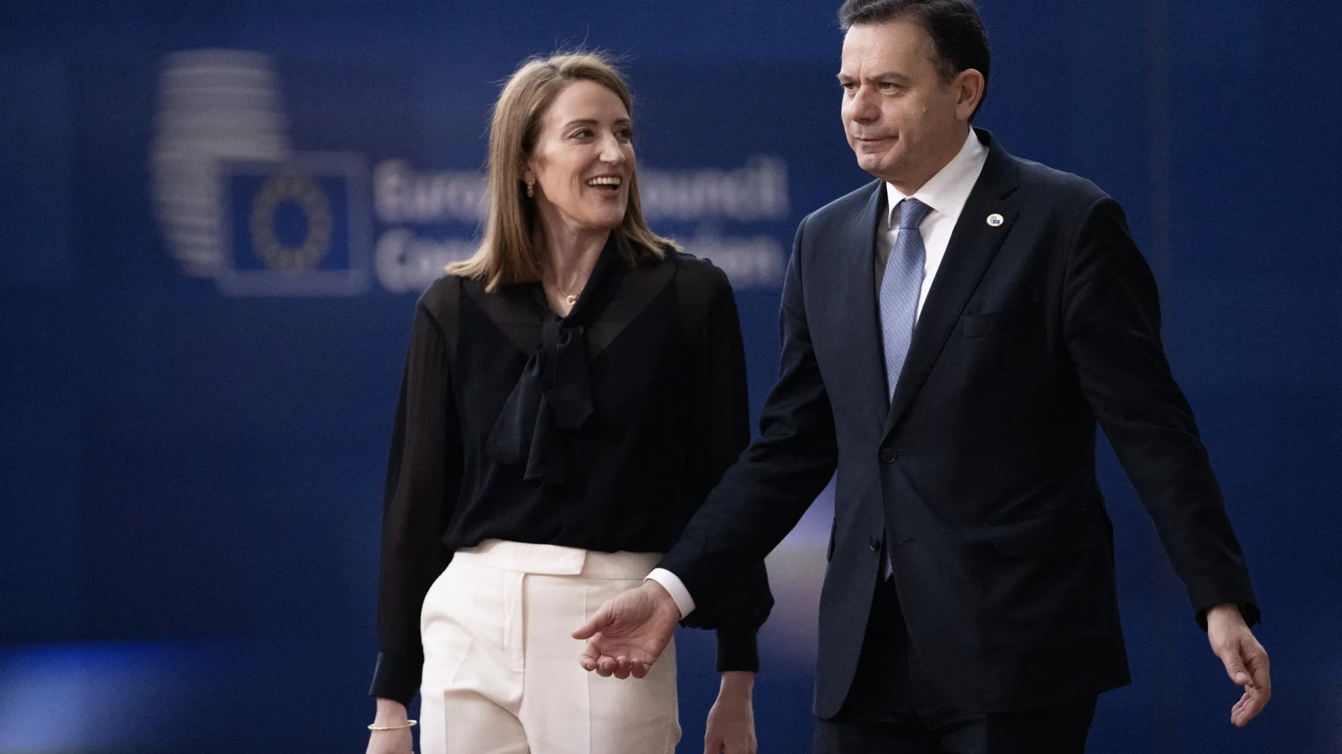 
                    Montenegro espera que UE e NATO contribuam para resolver guerra no Irão
                