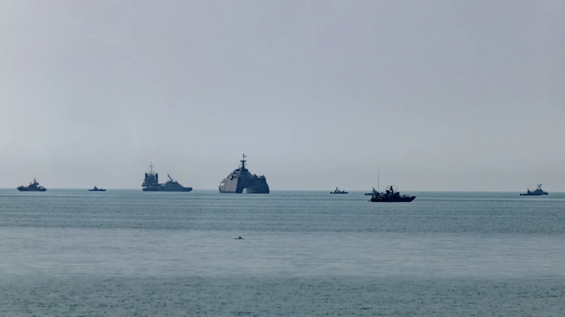 Duas dezenas de países querem ajudar na reabertura do Estreito de Ormuz