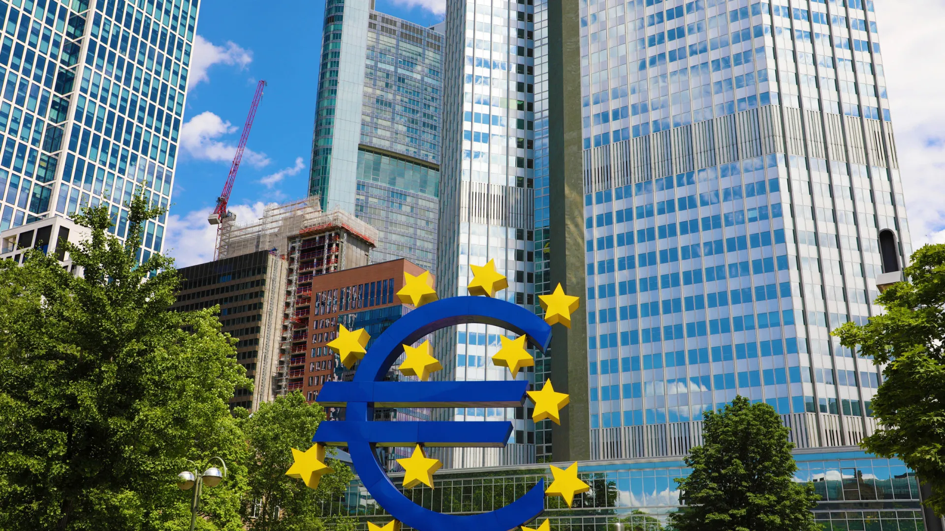 
                    BCE não surpreende e mantém taxas de juro
                