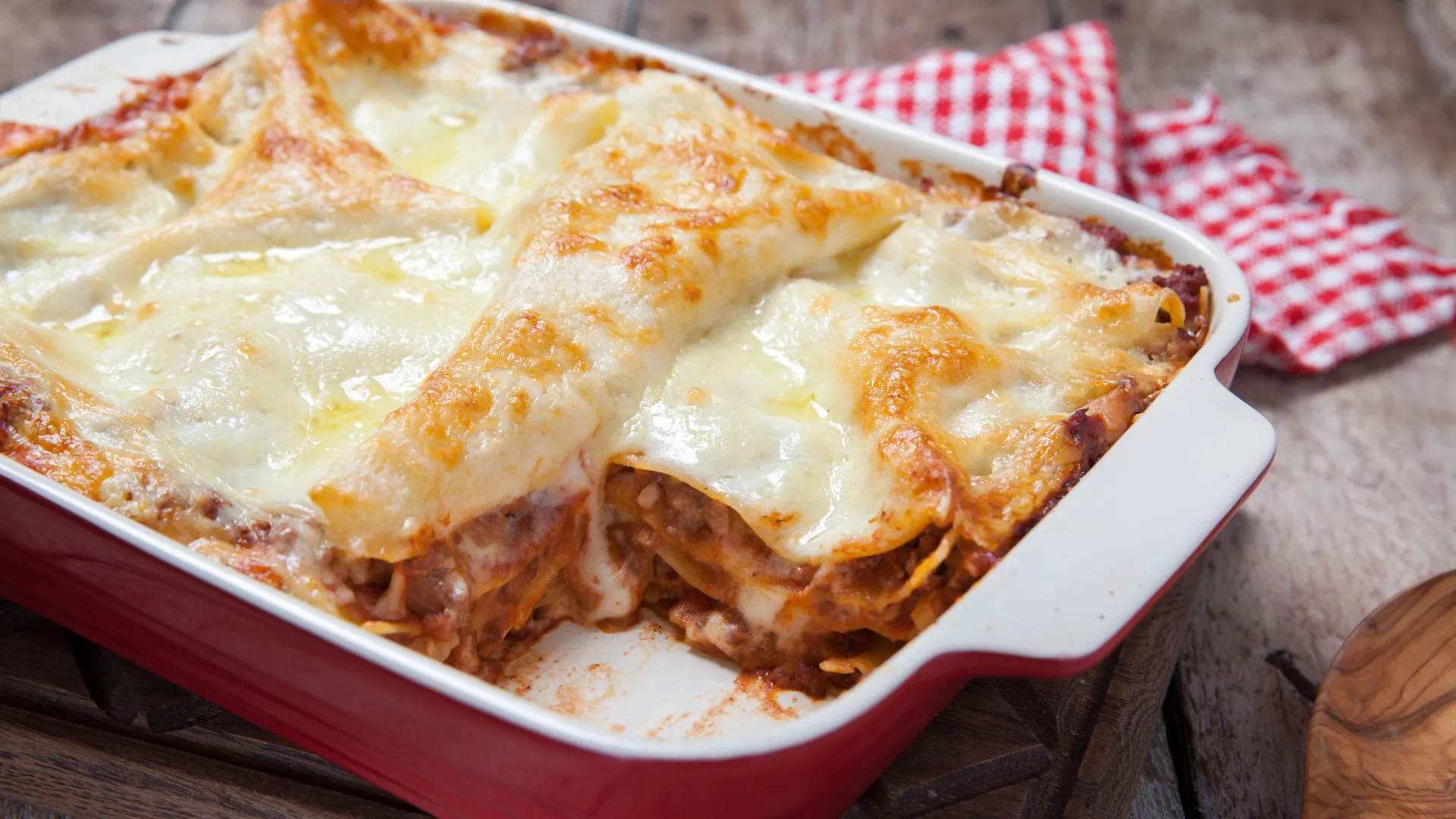 
                    Receitas para preguiçosos: 3 ideias para jantares rápidos e saborosos
                