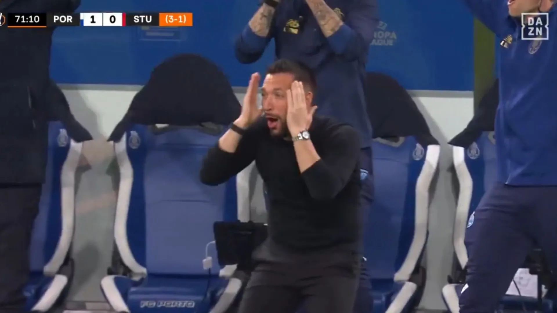 
                    Froholdt marcou golo do outro mundo e reação de Farioli já é viral
                