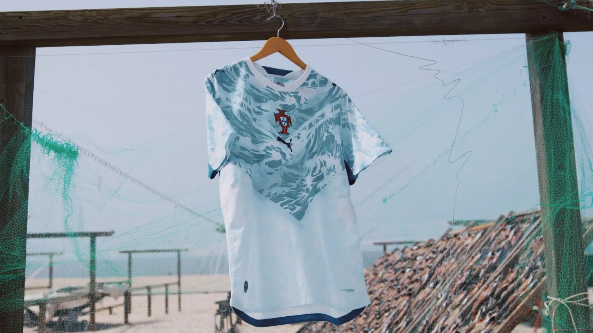 Desfeitas as dúvidas. O equipamento alternativo de Portugal no Mundial