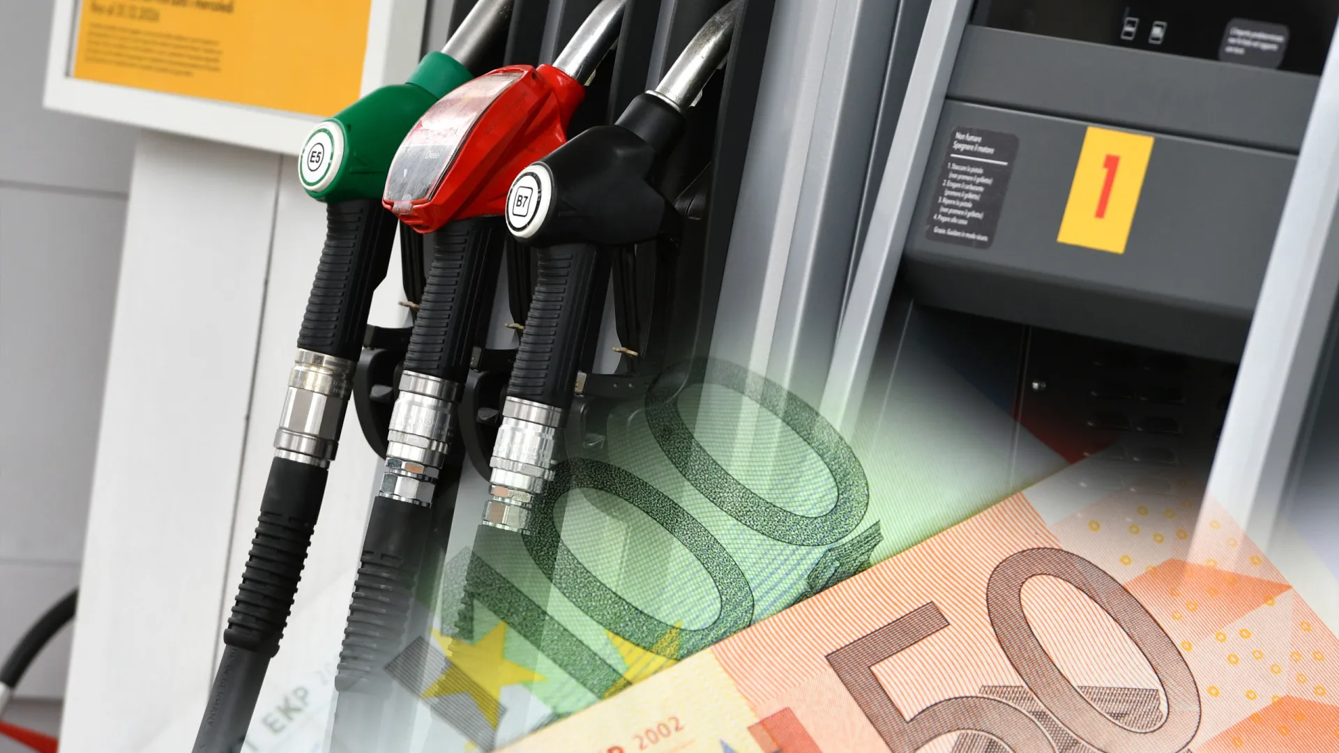 
                    Carro a gasóleo? Prepare-se: Preço médio vai subir para mais de 2€/litro
                
