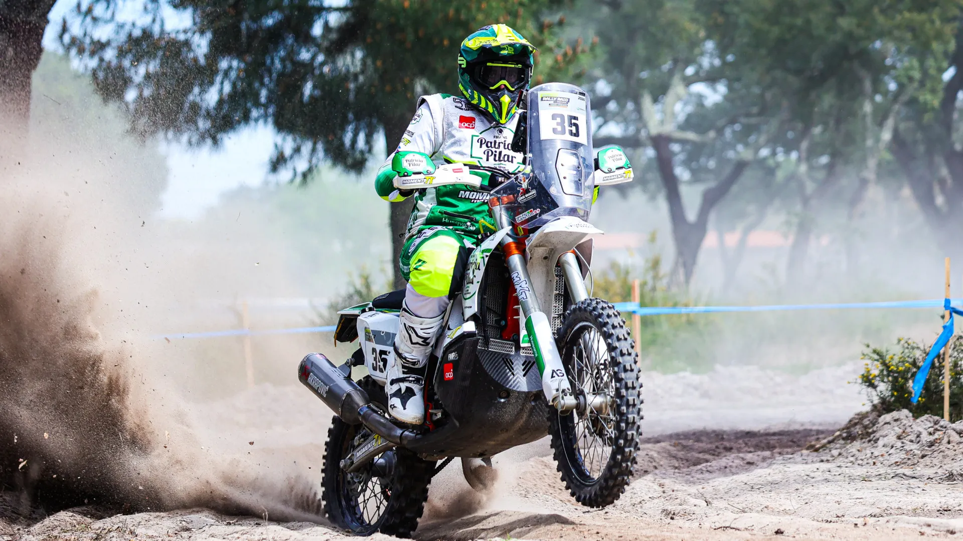 
                    Bruno Santos subiu a terceiro no Rally Raid Portugal. 