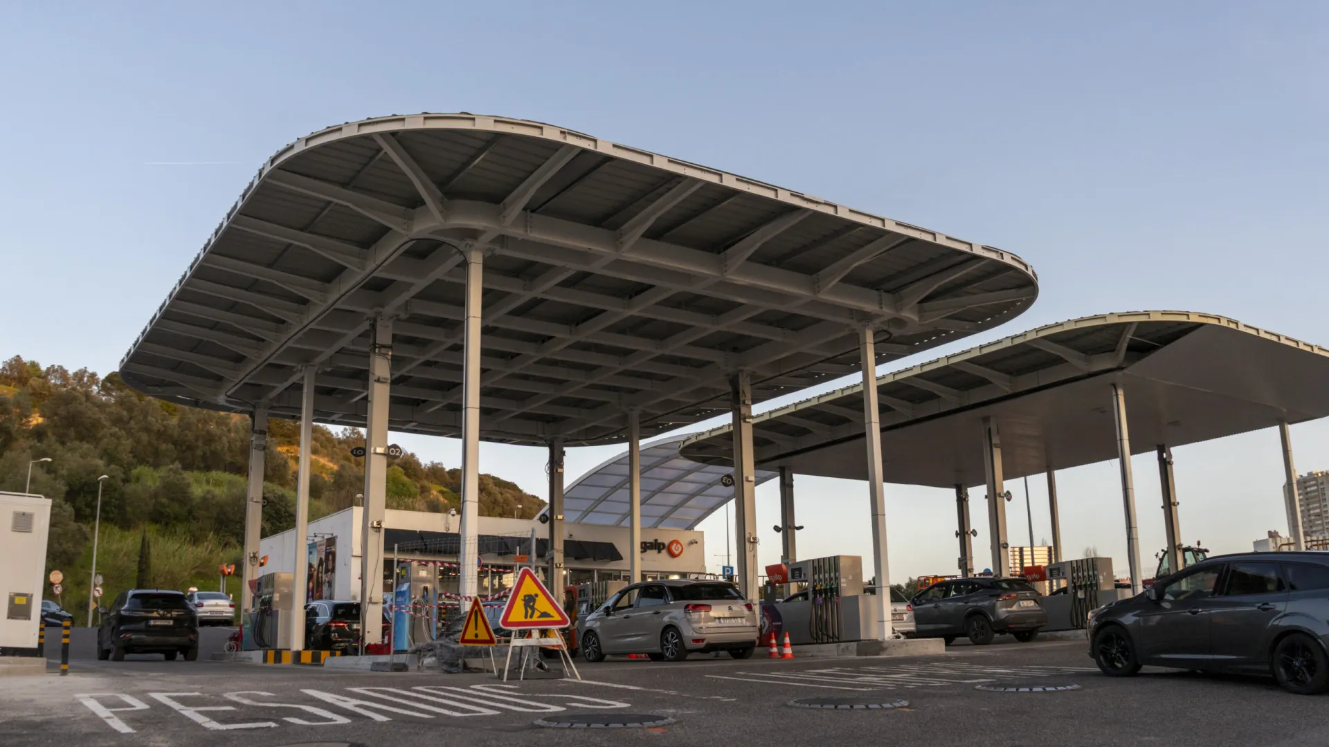 Apoio aos combustíveis é "insuficiente" e são necessárias mais medidas