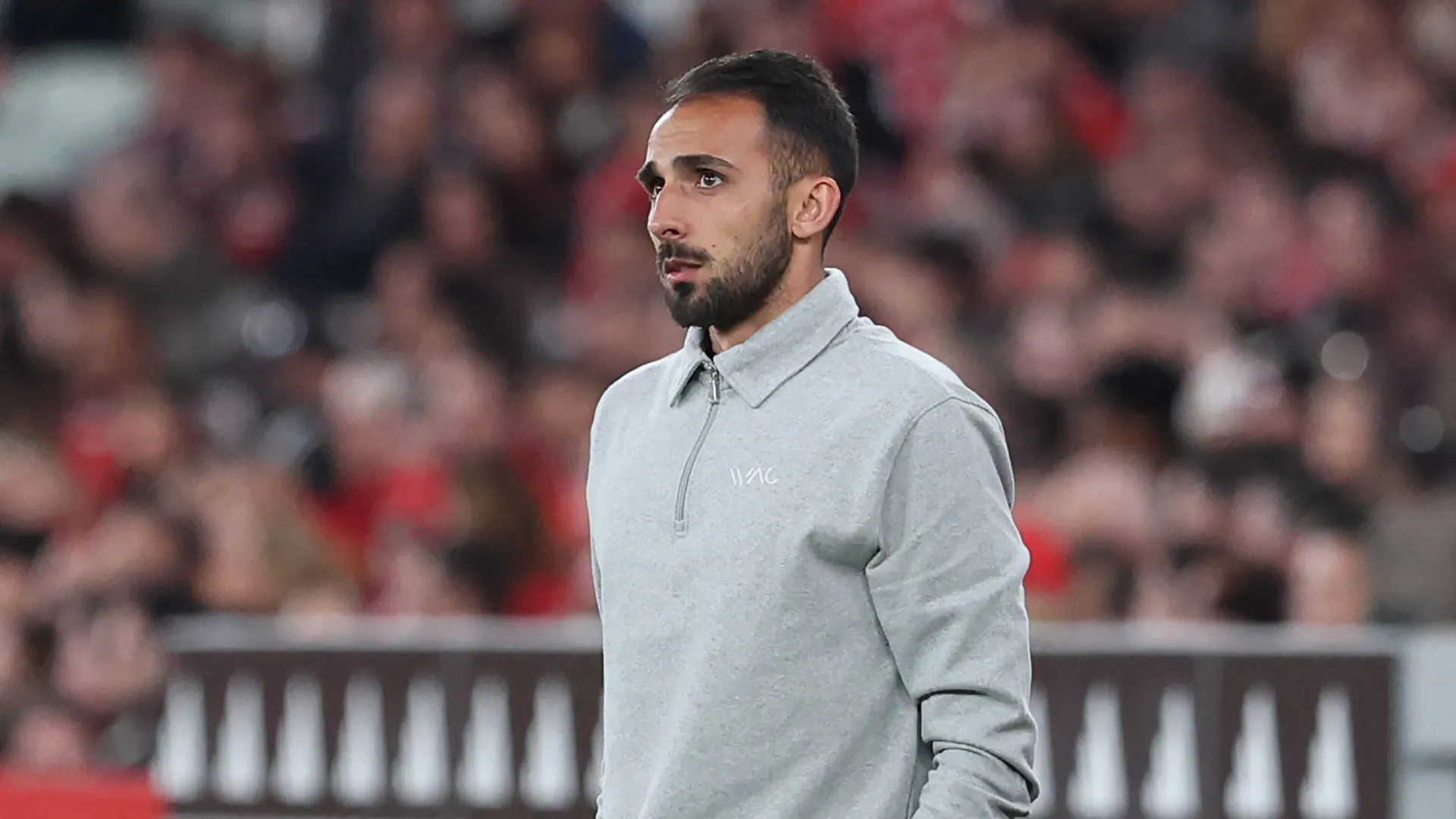 Gil Lameiras atira: "Não podemos, neste nível, dar as bolas que demos..."