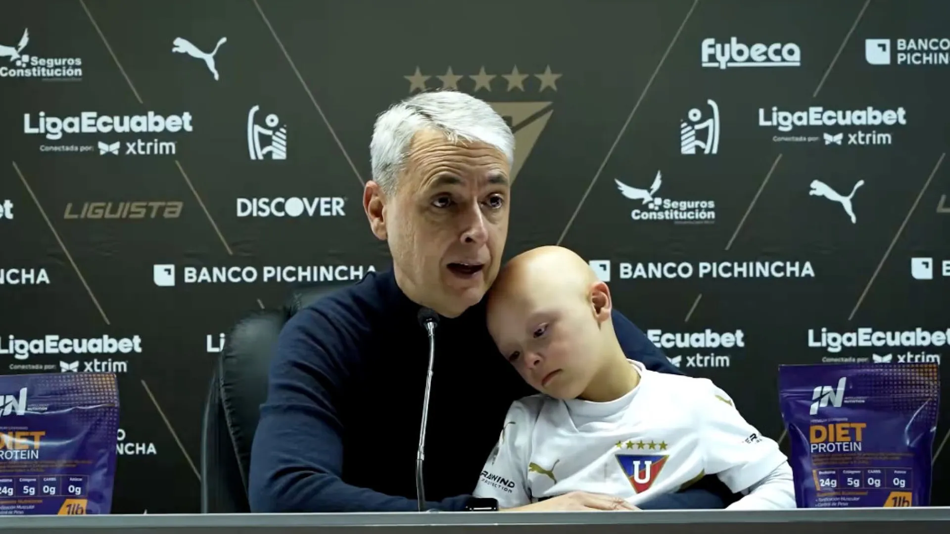 Tiago Nunes apresenta filho com Síndrome de Down e dá lição de vida