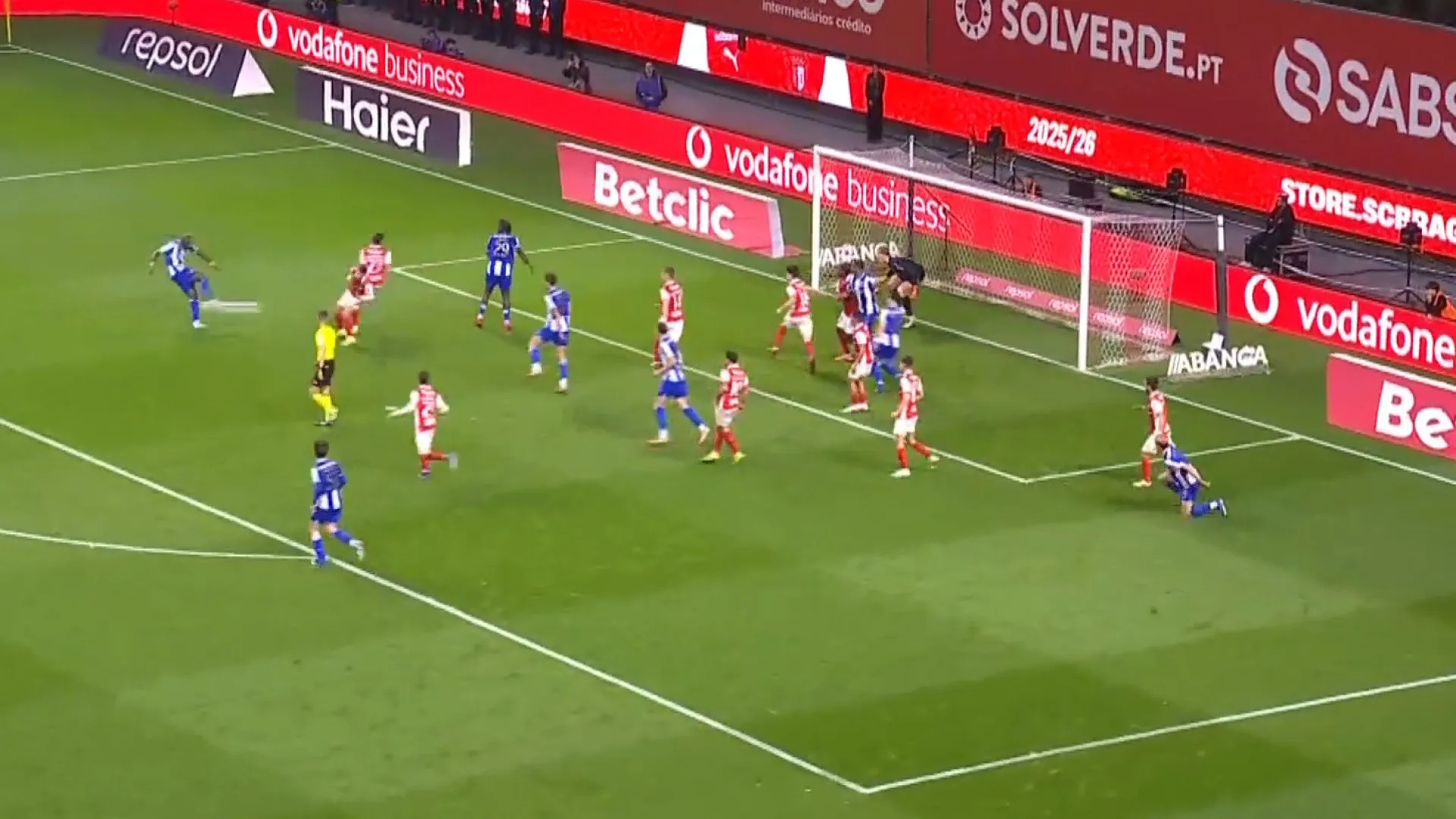 
                    Remontada na Pedreira. Foi assim que Fofana deu a vitória ao FC Porto 
                