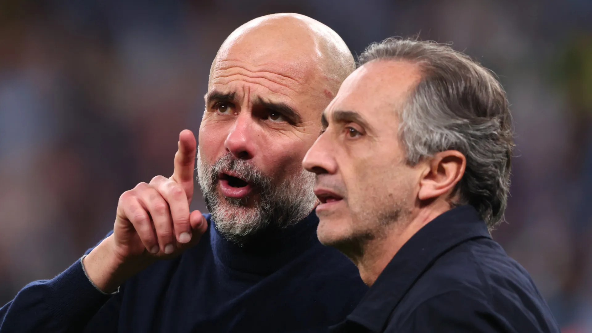 Guardiola aperta cerco a Ferguson. Os técnicos mais titulados de sempre