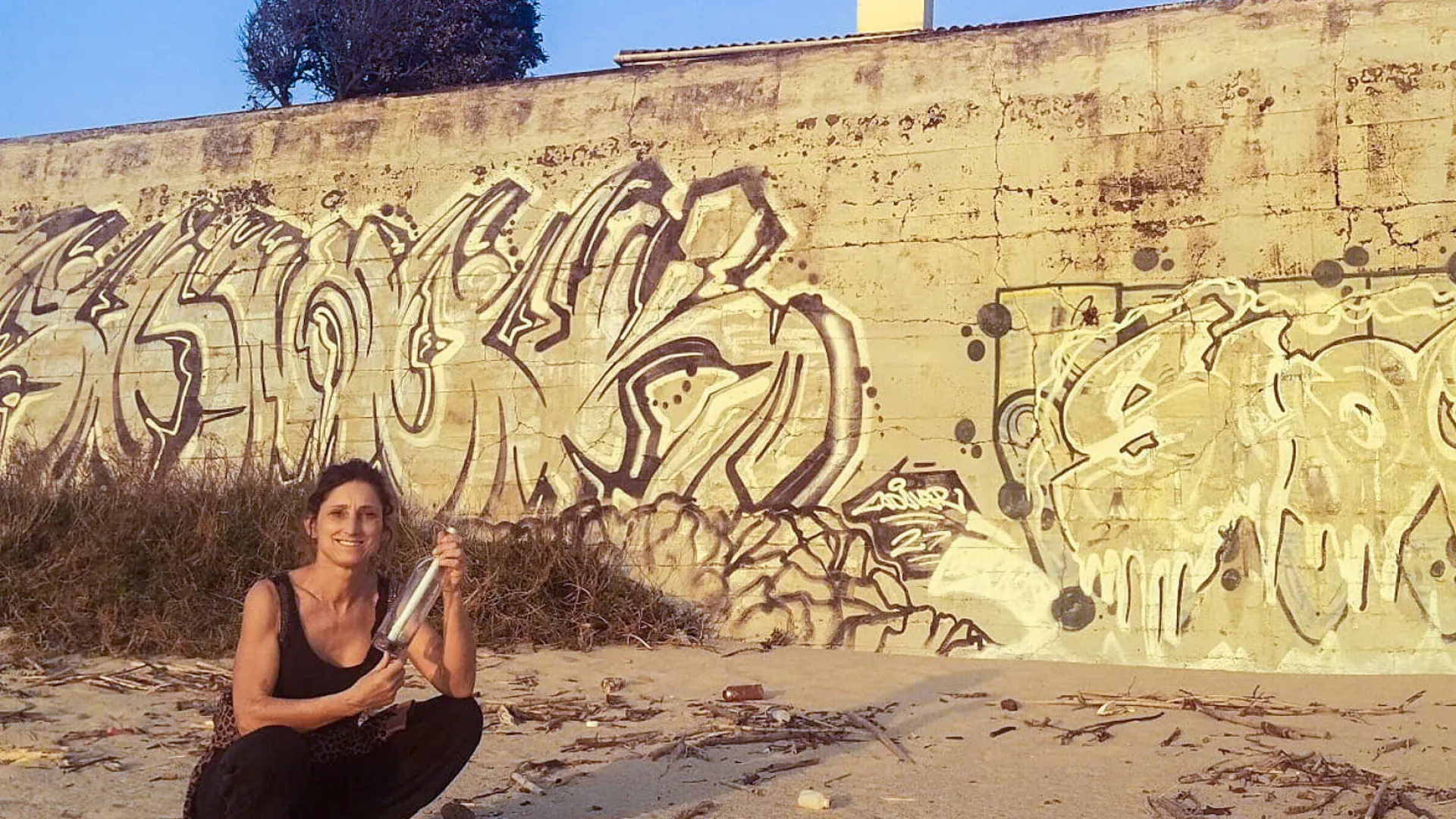 
                    Encontra em Vila do Conde garrafa lançada ao mar nas Bahamas há 1 ano
                