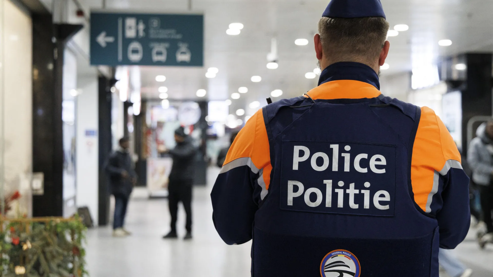 
                    Bruxelas. Pacotes suspeitos encontrados em estação eram 