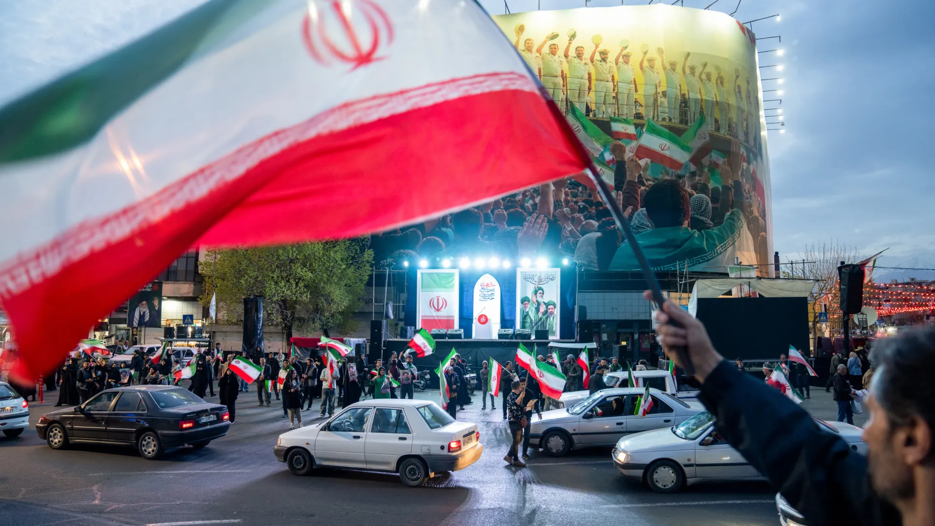 Irão: Maioria dos norte-americanos acha que guerra foi longe demais