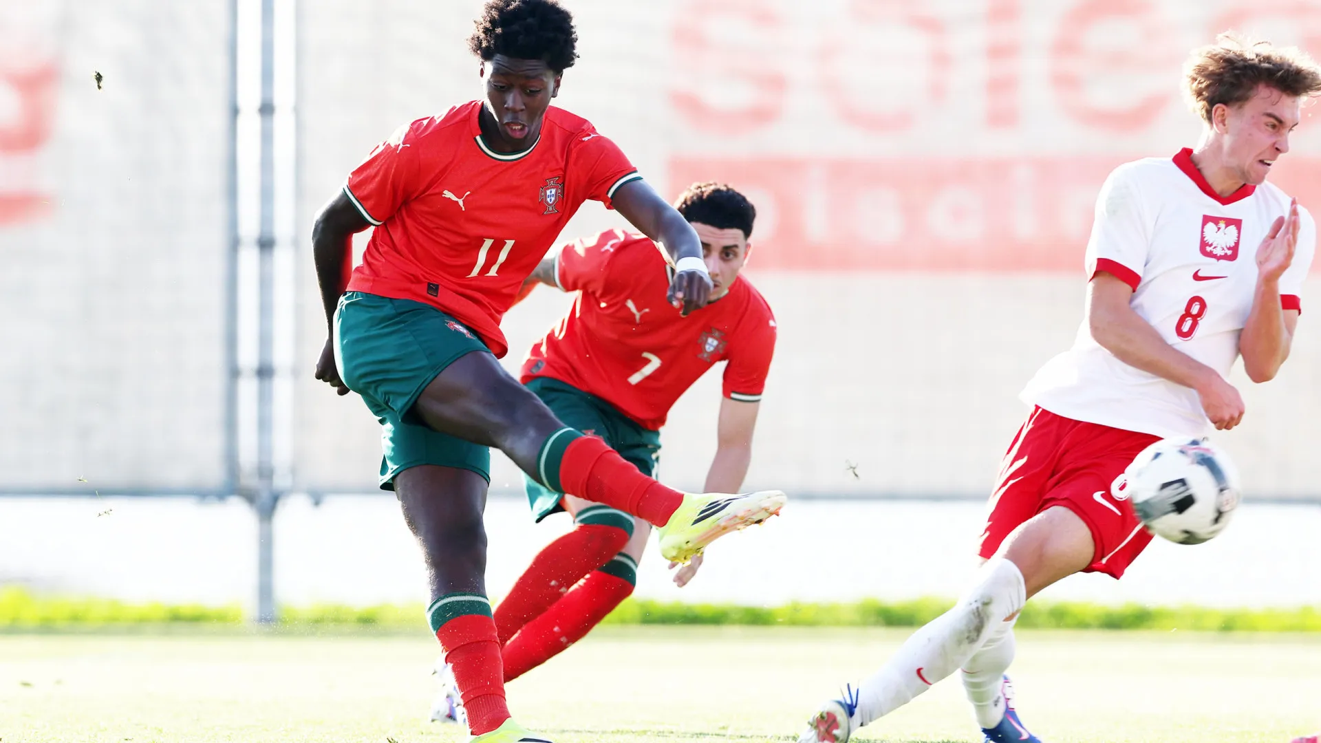 
                    Portugal vence na abertura da ronda de elite de acesso ao Europeu sub-19
                