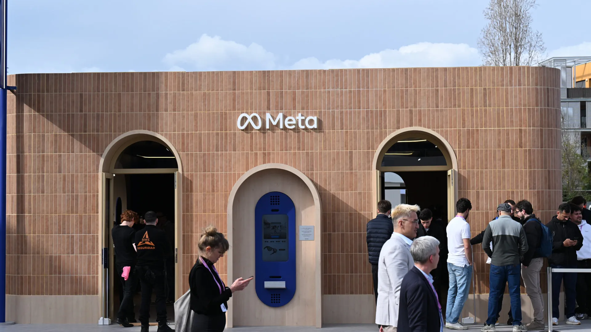 Meta "discorda respeitosamente" de decisão de júri de Los Angeles